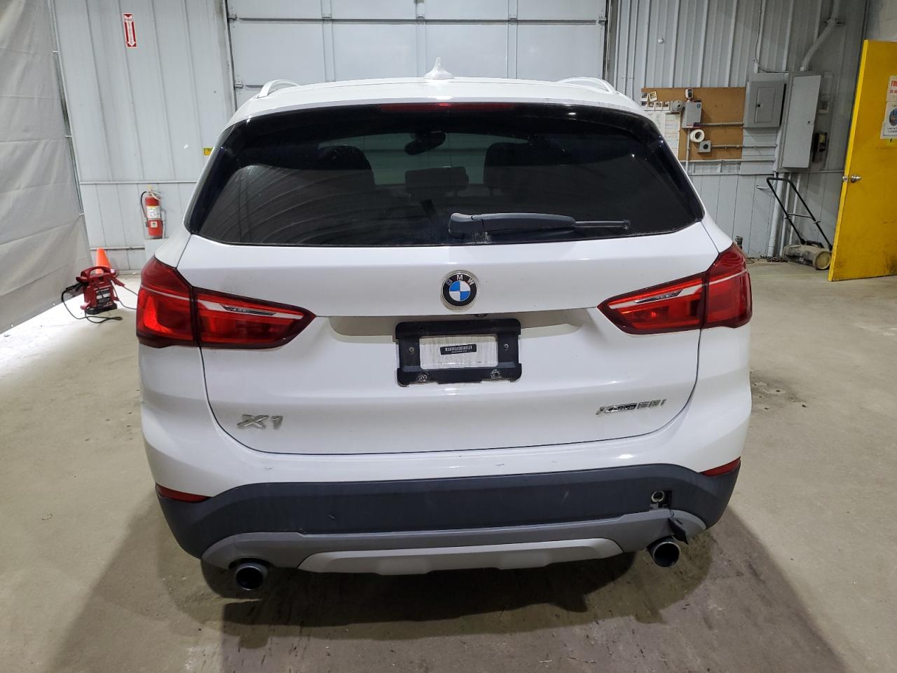 2018 Bmw X1 Xdrive28i White vin: WBXHT3C39J5L32155