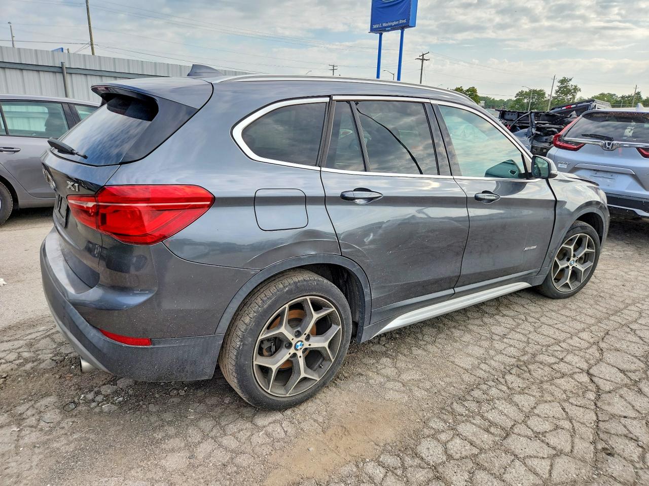 2016 Bmw X1 Xdrive28i Gray vin: WBXHT3C3XG5E47908