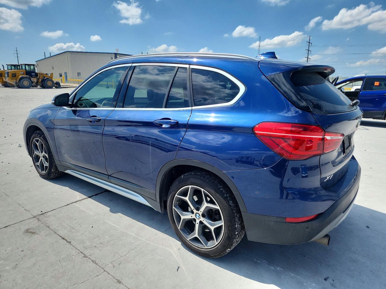 2019 Bmw X1 Xdrive28i Blue vin: WBXHT3C54K5L37167