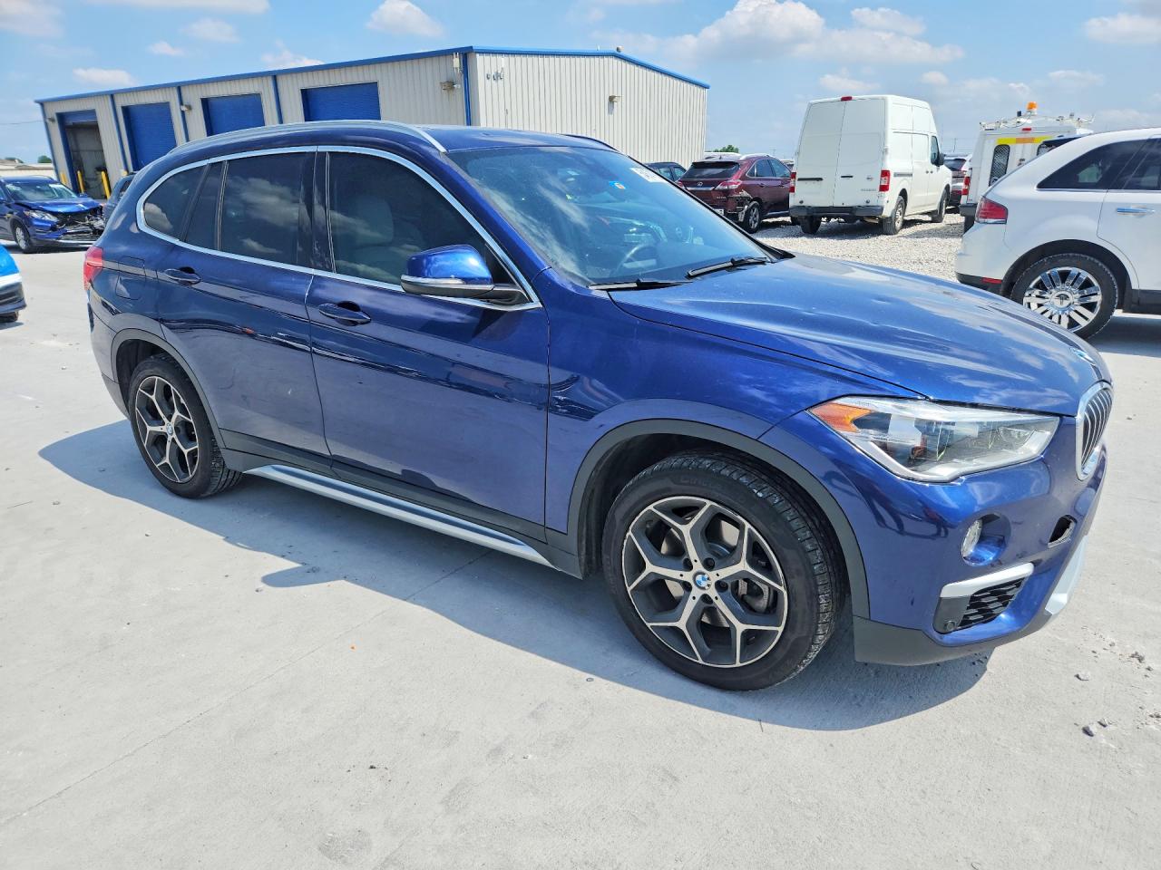 2019 Bmw X1 Xdrive28i Blue vin: WBXHT3C54K5L37167