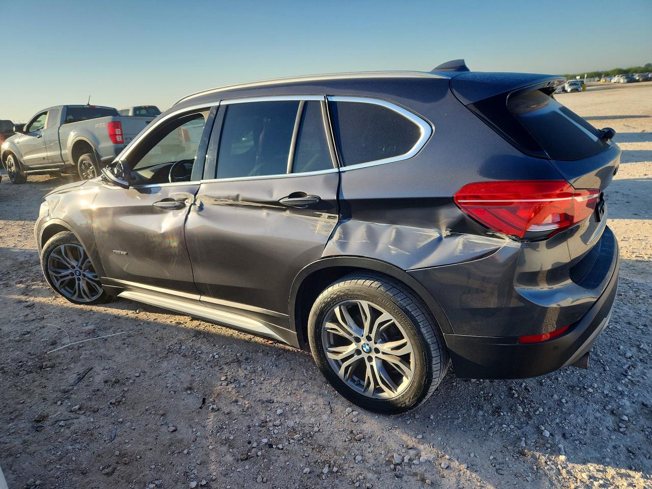 2016 Bmw X1 Xdrive28i Gray vin: WBXHT3Z36G4A49611