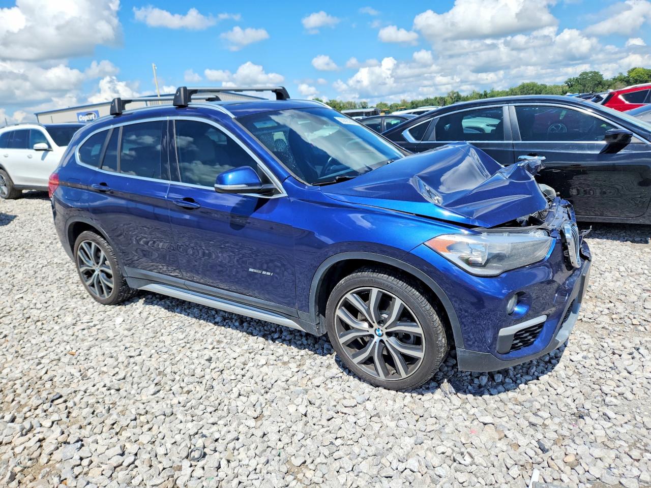 2018 Bmw X1 Sdrive28i Blue vin: WBXHU7C30J5L05558