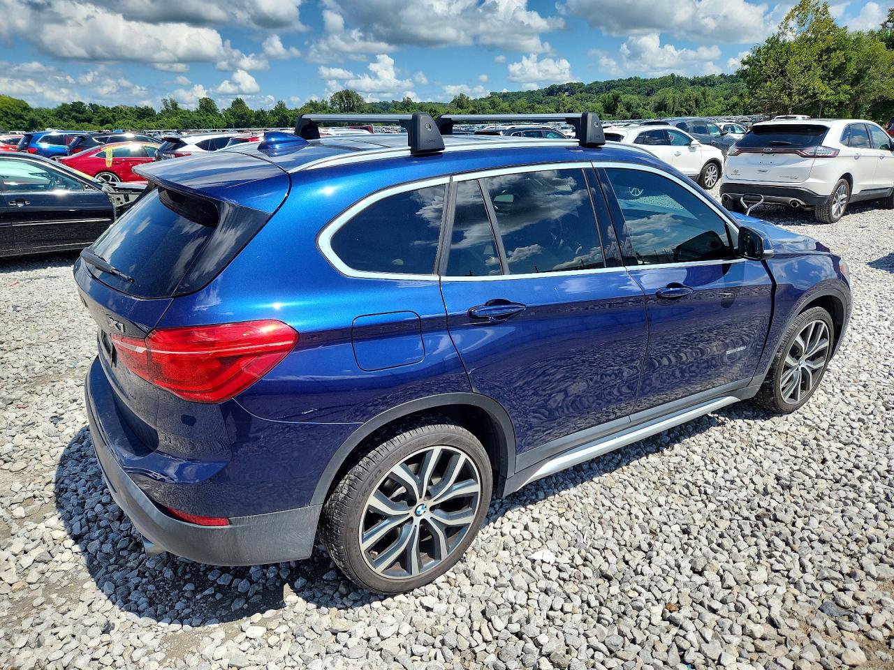 2018 Bmw X1 Sdrive28i Blue vin: WBXHU7C30J5L05558