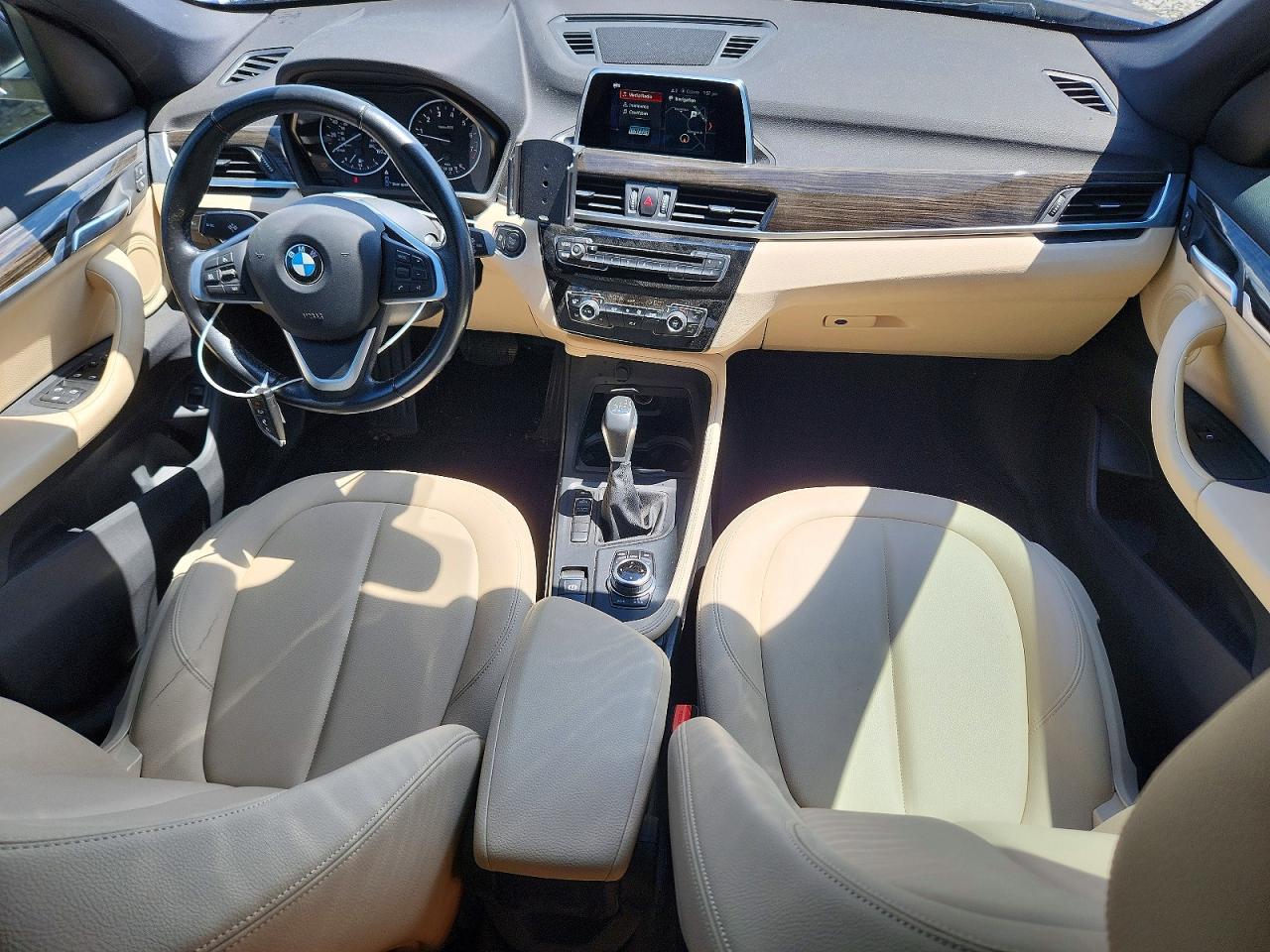 2018 Bmw X1 Sdrive28i Blue vin: WBXHU7C30J5L05558