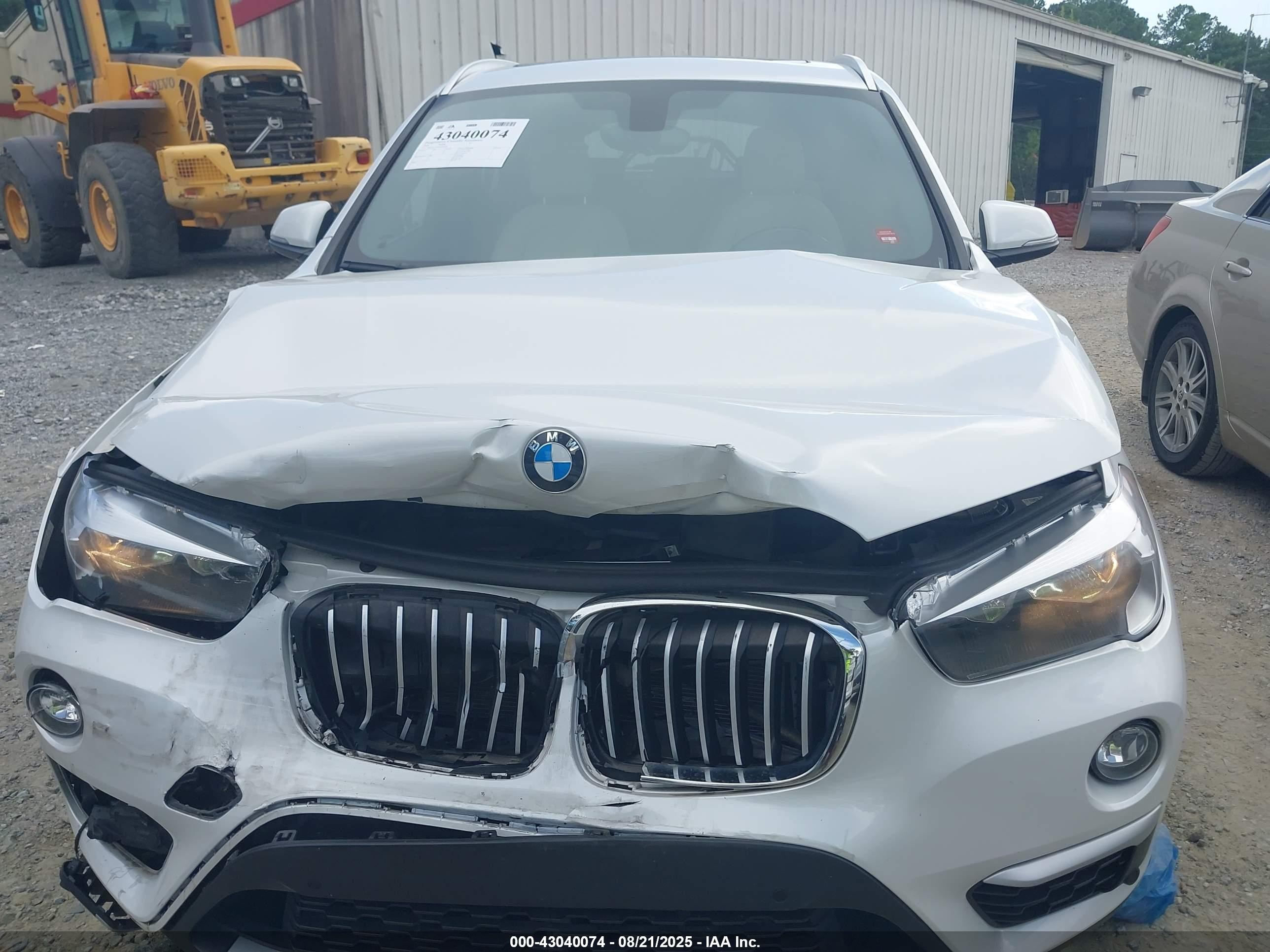 2018 Bmw X1 Sdrive28i Белый vin: WBXHU7C34J5H42496