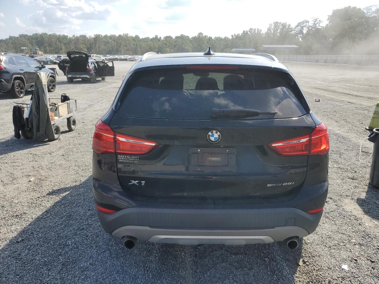 2018 Bmw X1 Sdrive28i Черный vin: WBXHU7C38J5L07381
