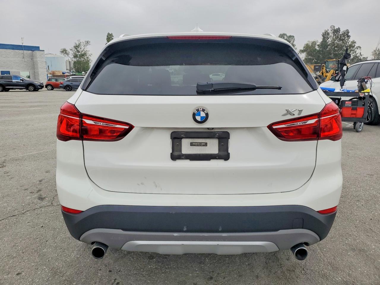 2018 Bmw X1 Sdrive28i White vin: WBXHU7C3XJ5H39408