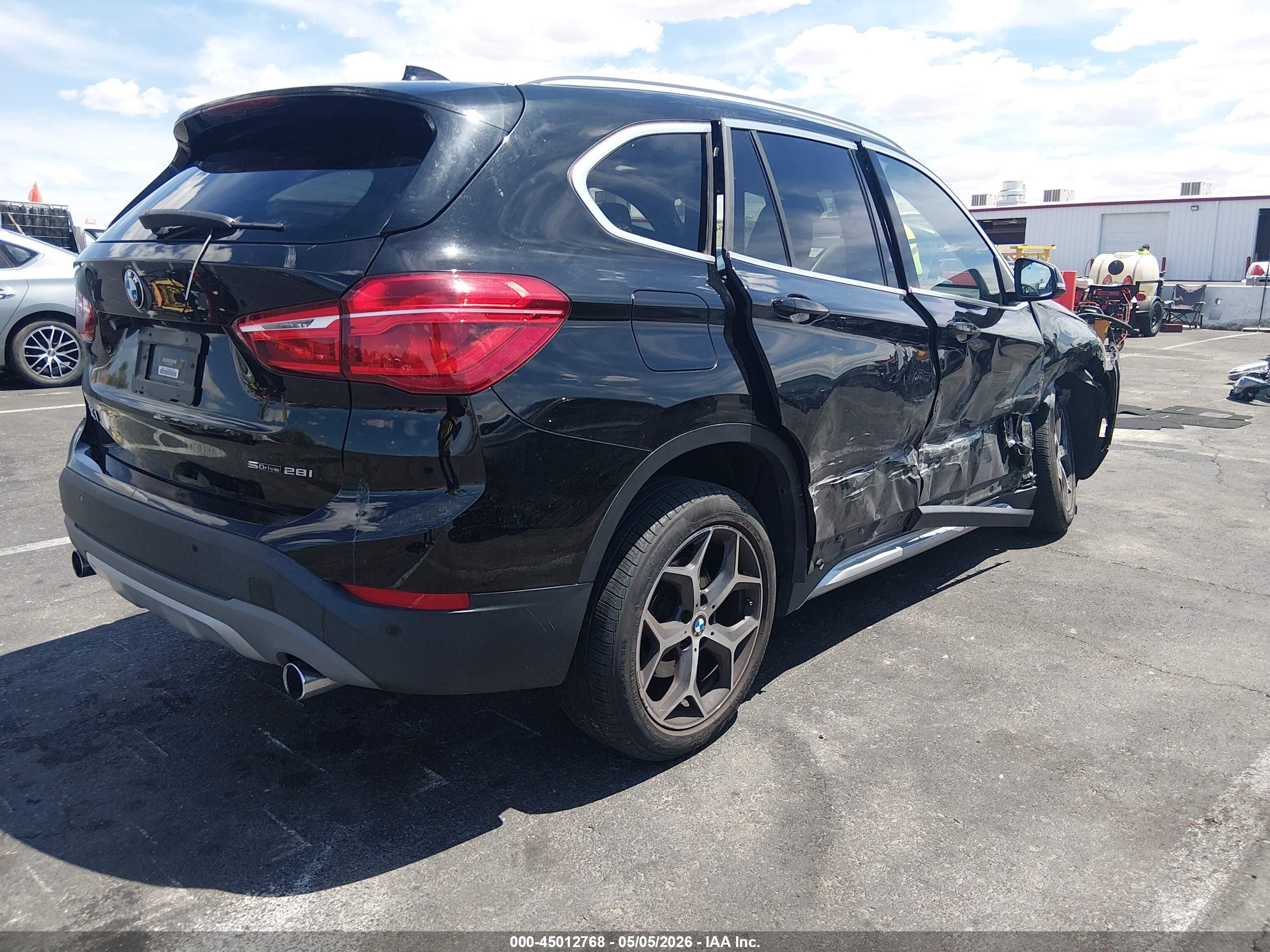 2019 Bmw X1 Sdrive28i Черный vin: WBXHU7C5XK3H46275