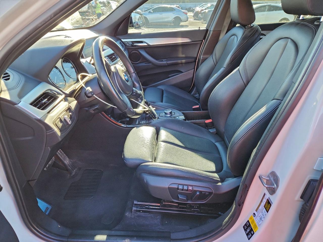 2020 Bmw X1 Xdrive28i Белый vin: WBXJG9C06L5P54112