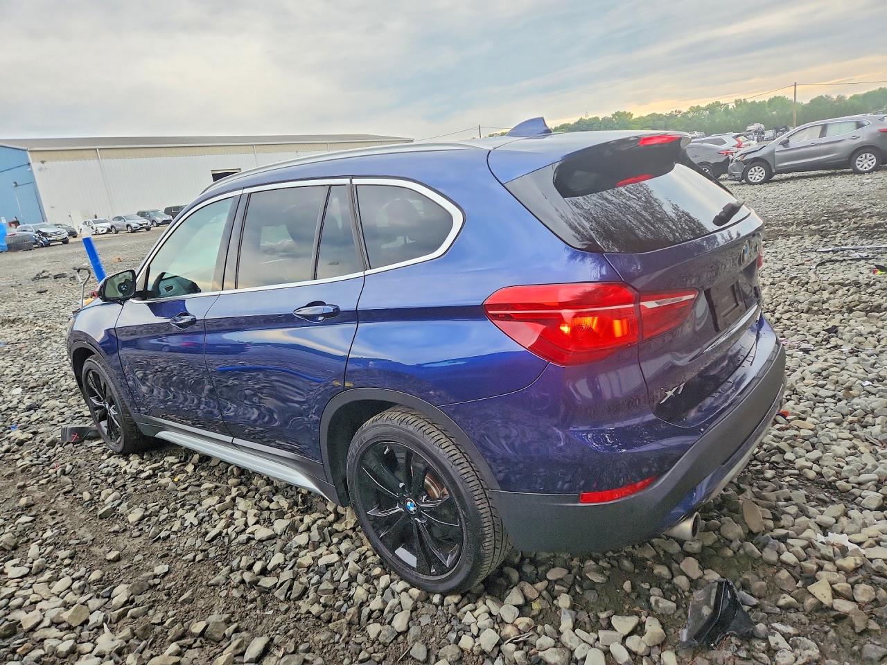 2020 Bmw X1 Xdrive28i Blue vin: WBXJG9C06L5P62713
