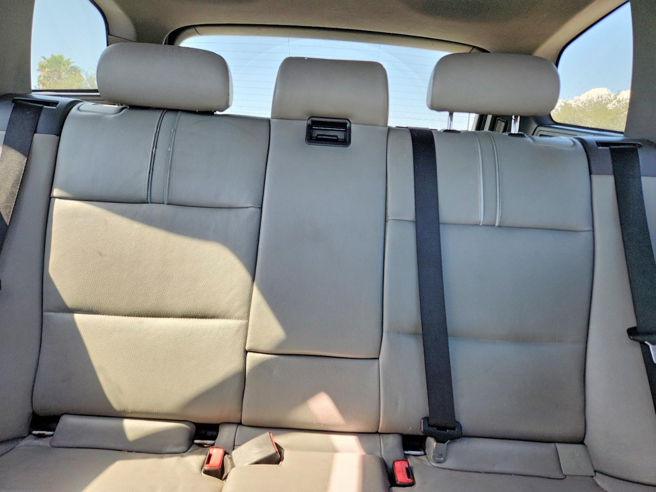 2004 Bmw X3 2.5i Silver vin: WBXPA73424WB21964