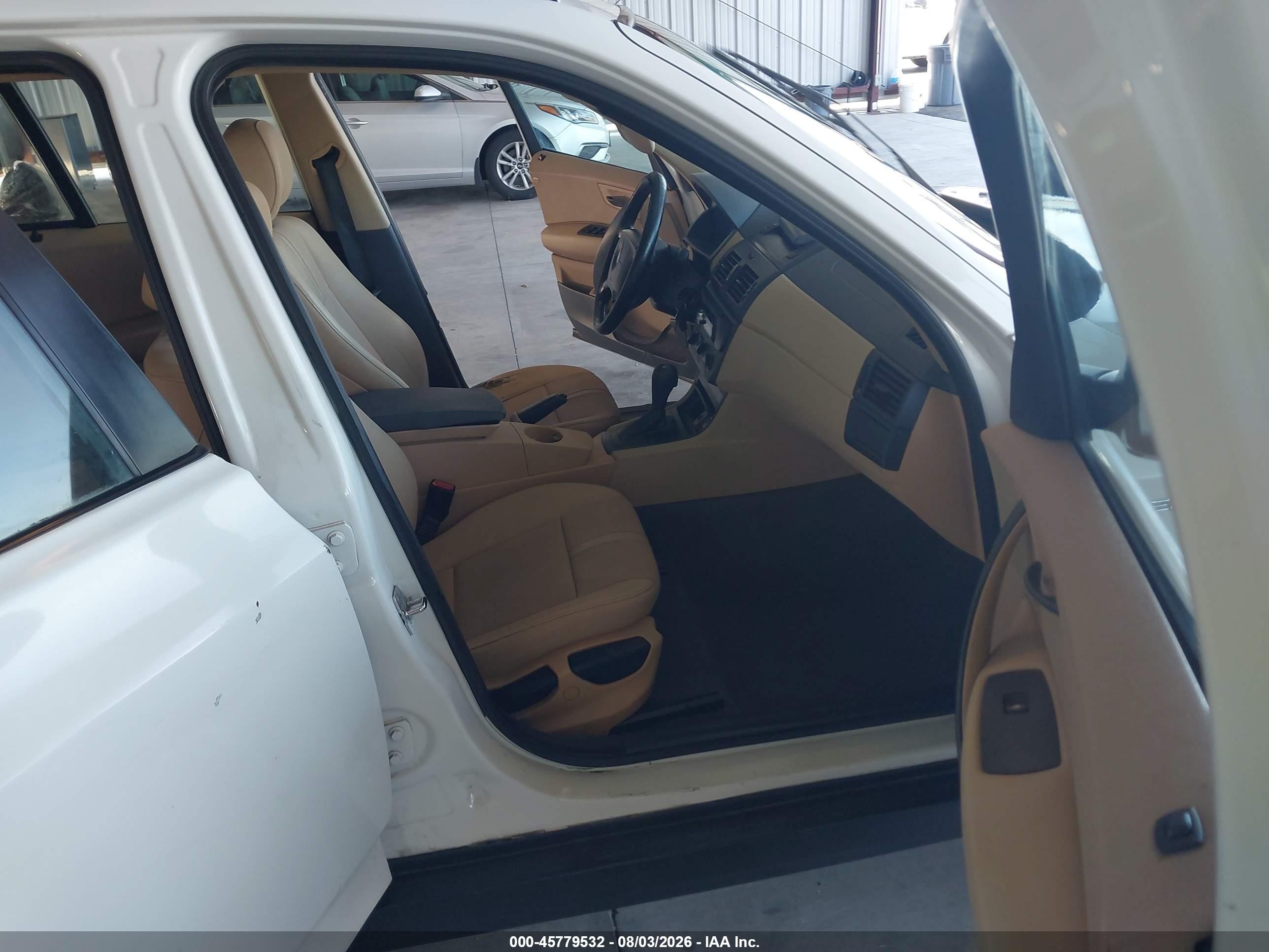 2004 Bmw X3 2.5i White vin: WBXPA73464WB26634