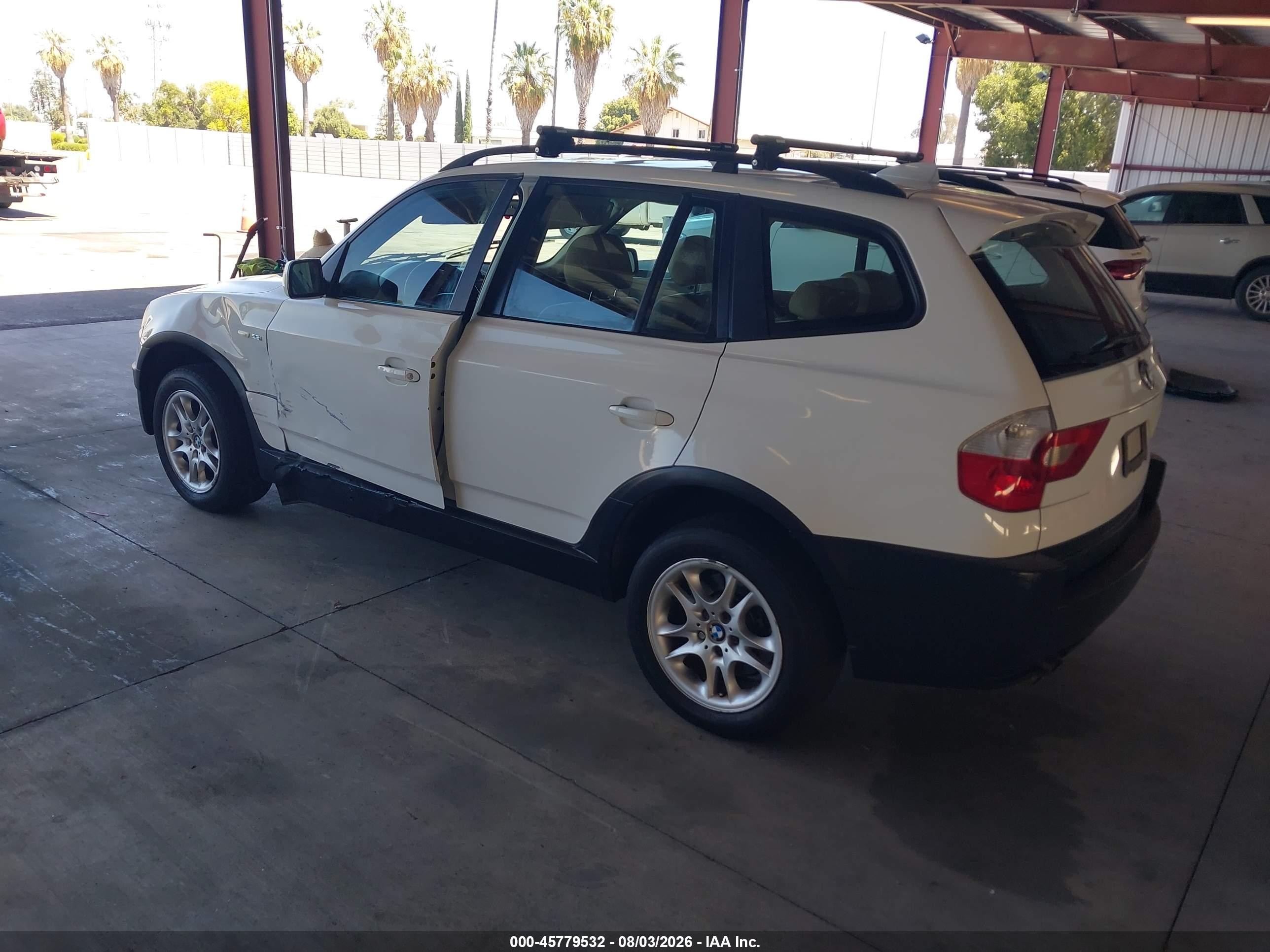 2004 Bmw X3 2.5i White vin: WBXPA73464WB26634
