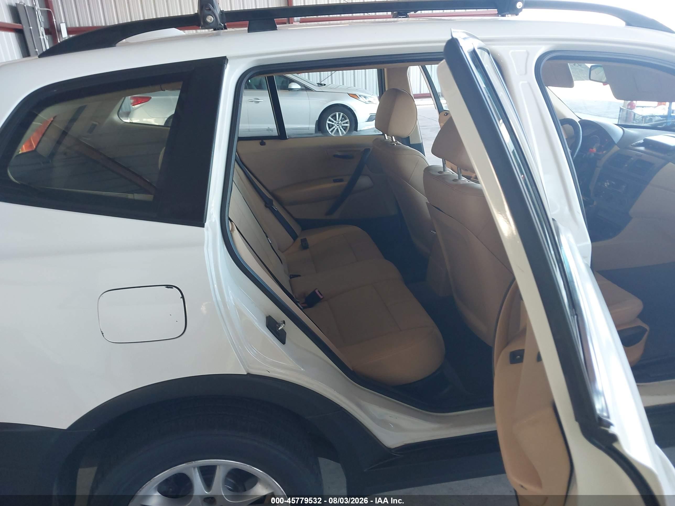2004 Bmw X3 2.5i White vin: WBXPA73464WB26634