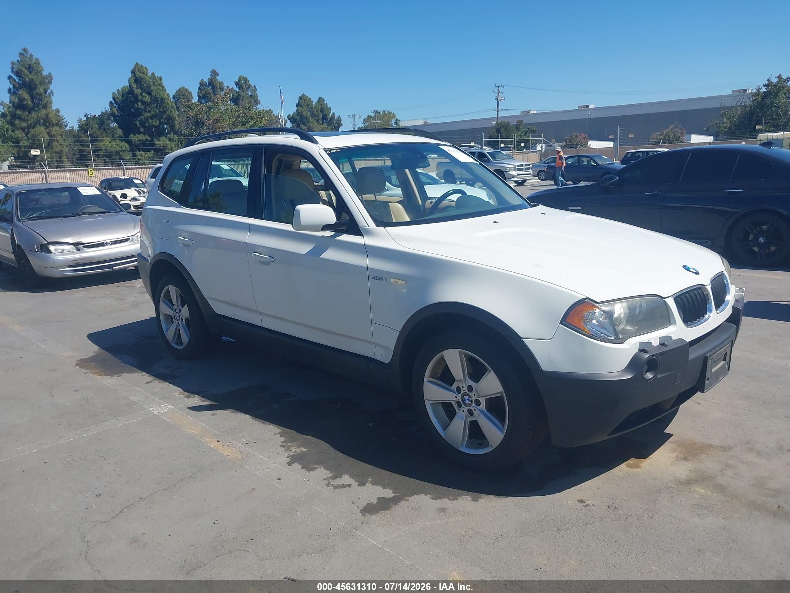 2004 Bmw X3 2.5i White vin: WBXPA73494WC43270