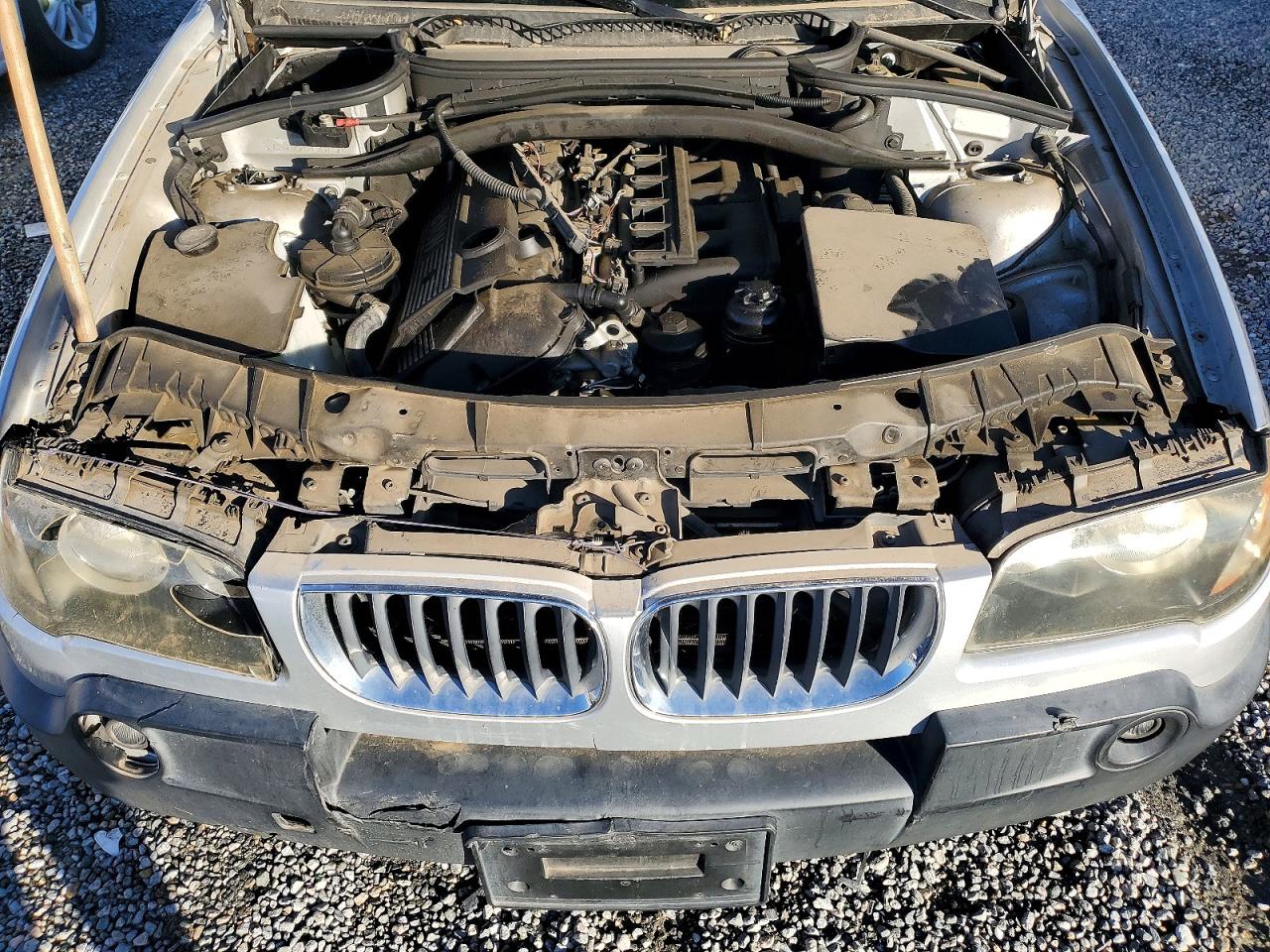 2004 Bmw X3 3.0i Silver vin: WBXPA93424WC32381