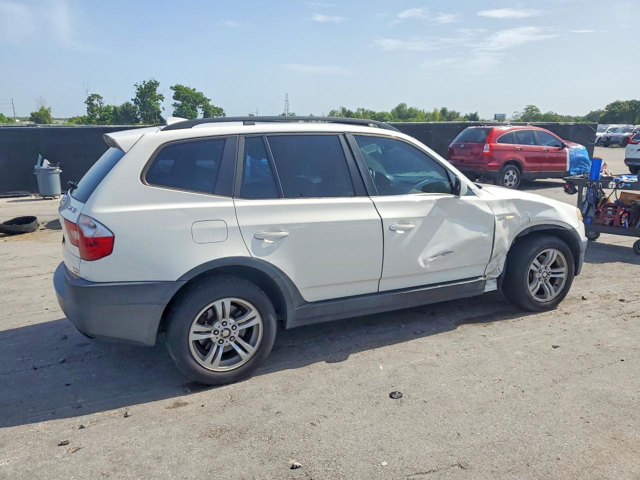2005 Bmw X3 3.0i White vin: WBXPA93495WD17803