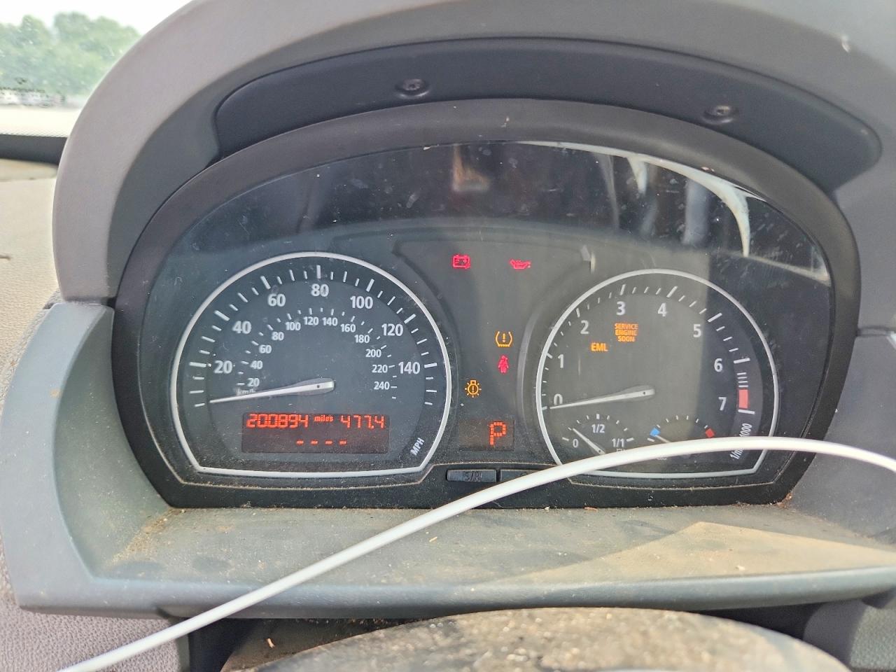 2004 Bmw X3 3.0i White vin: WBXPA934X4WD01317
