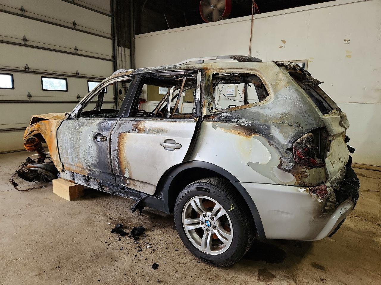 2006 Bmw X3 3.0i Burn vin: WBXPA934X6WD30870