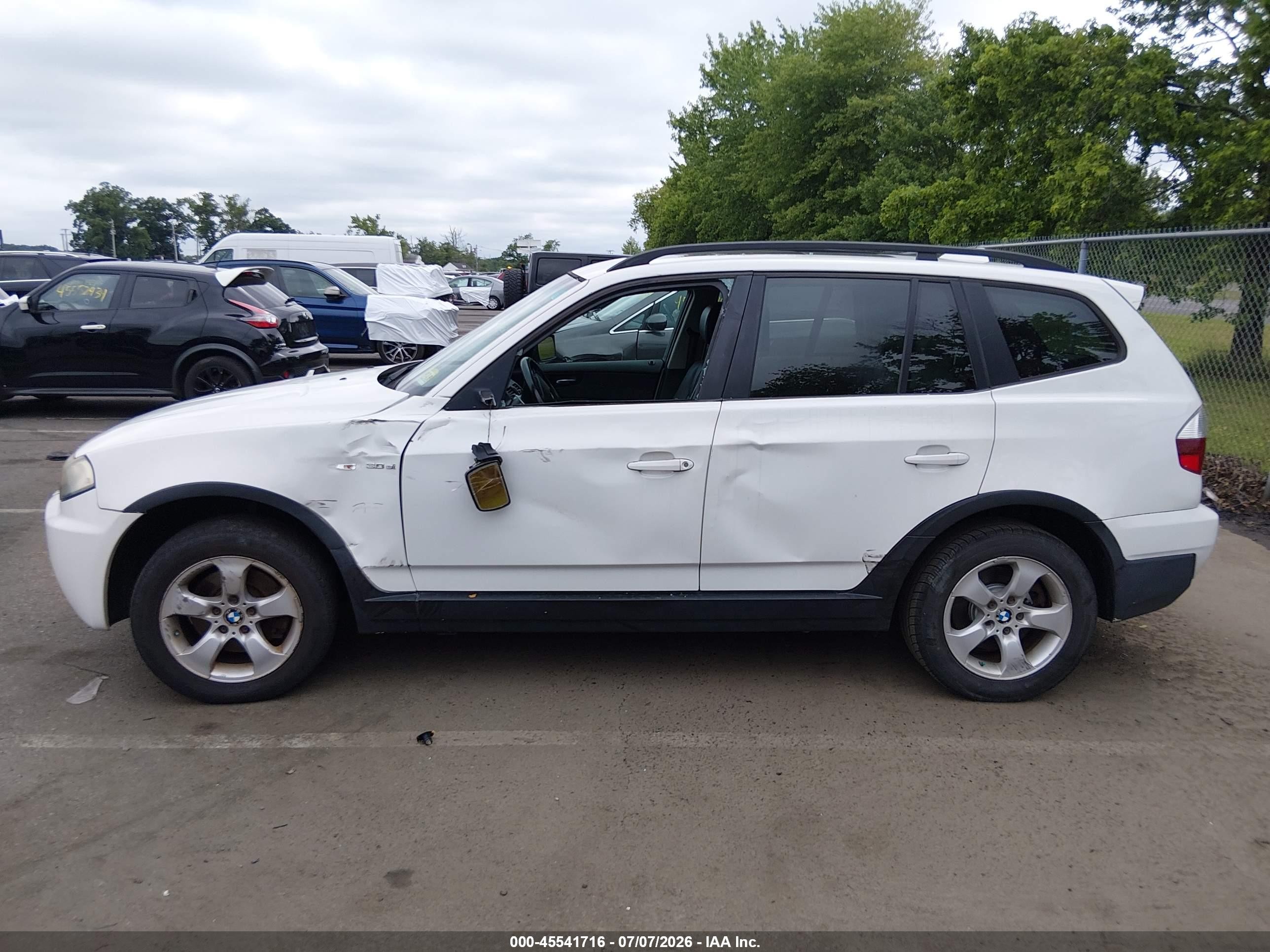 2007 Bmw X3 3.0si White vin: WBXPC93407WF09687