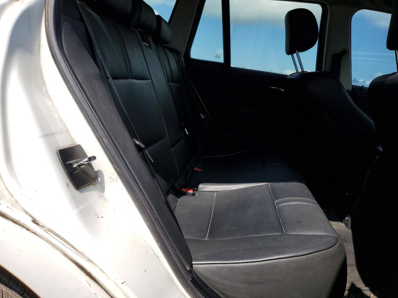 2007 Bmw X3 White vin: WBXPC93407WF17661