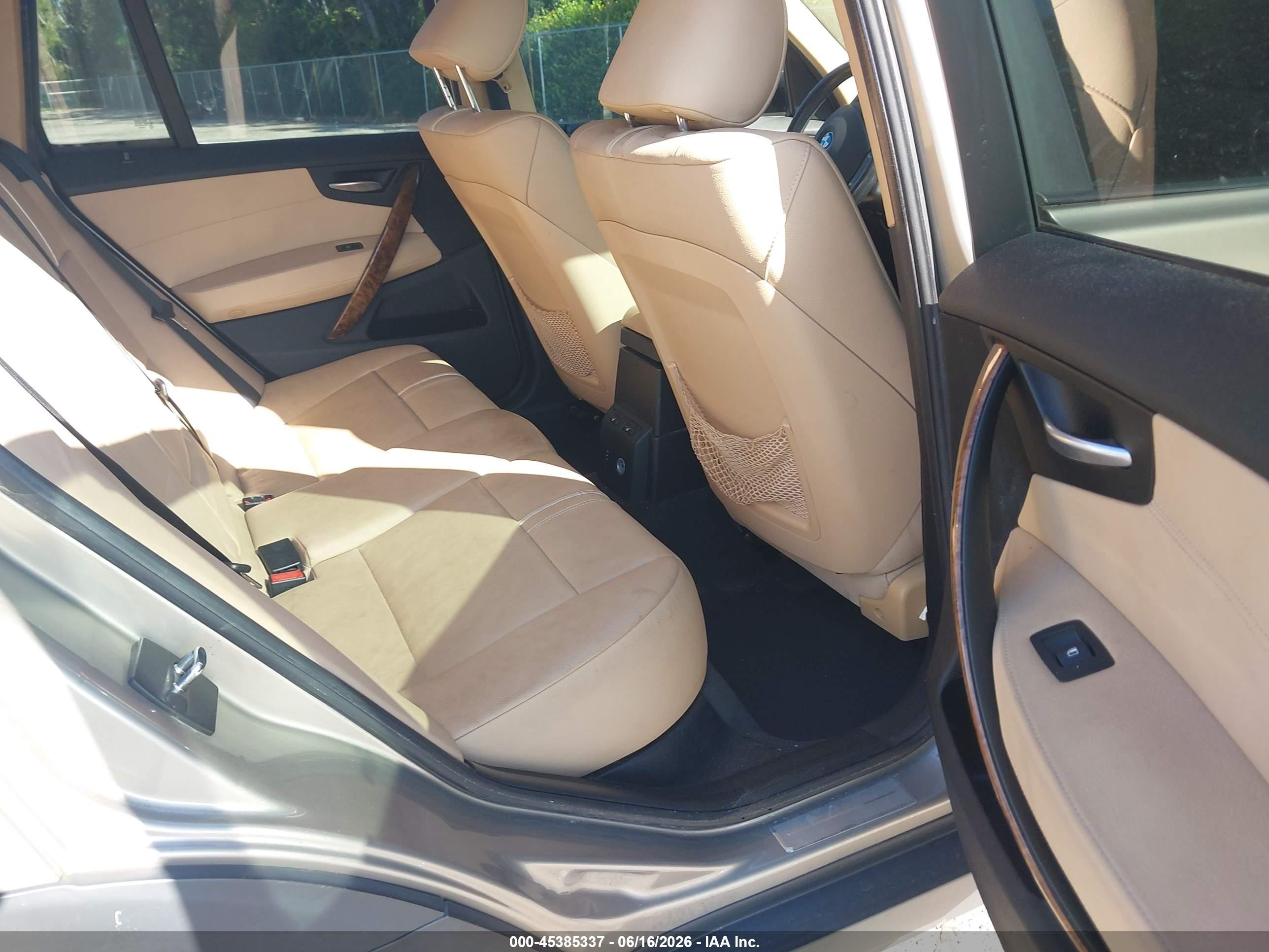 2007 Bmw X3 3.0si Gold vin: WBXPC93407WJ01008