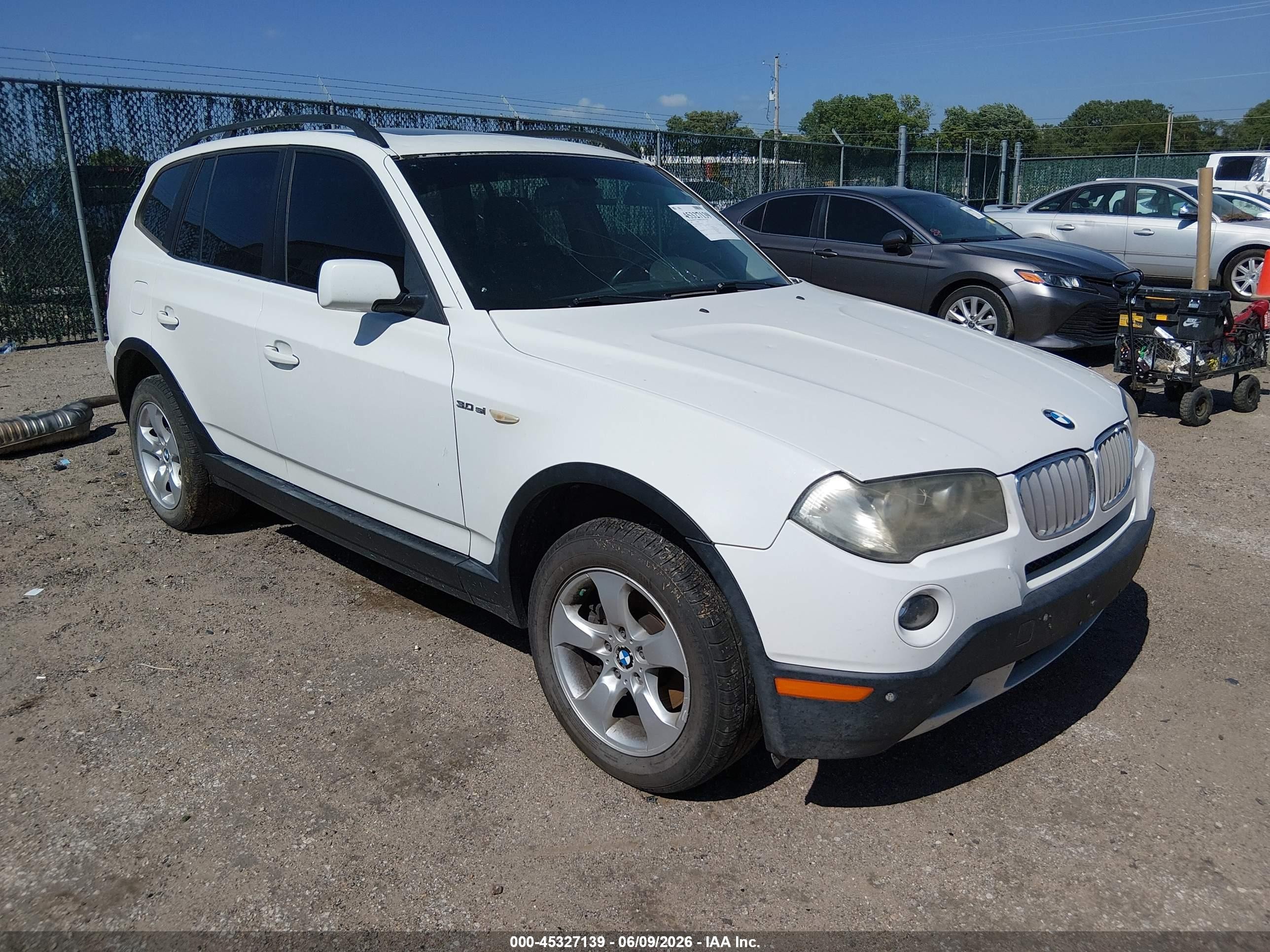 2007 Bmw X3 3.0si White vin: WBXPC93447WF06355