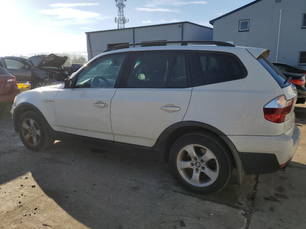 2007 Bmw X3 3.0si White vin: WBXPC93447WF15637