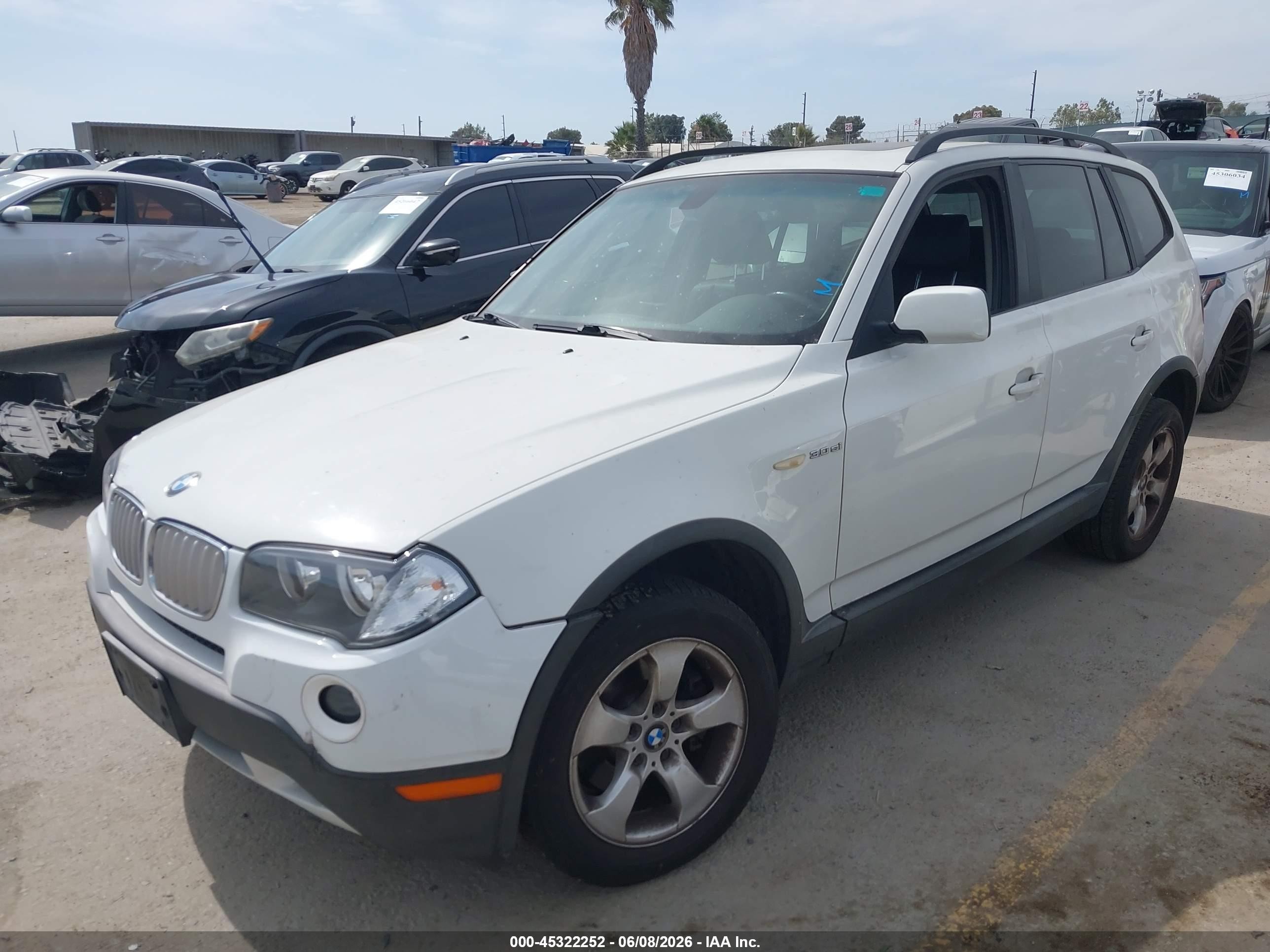 2007 Bmw X3 3.0si White vin: WBXPC93447WF26833