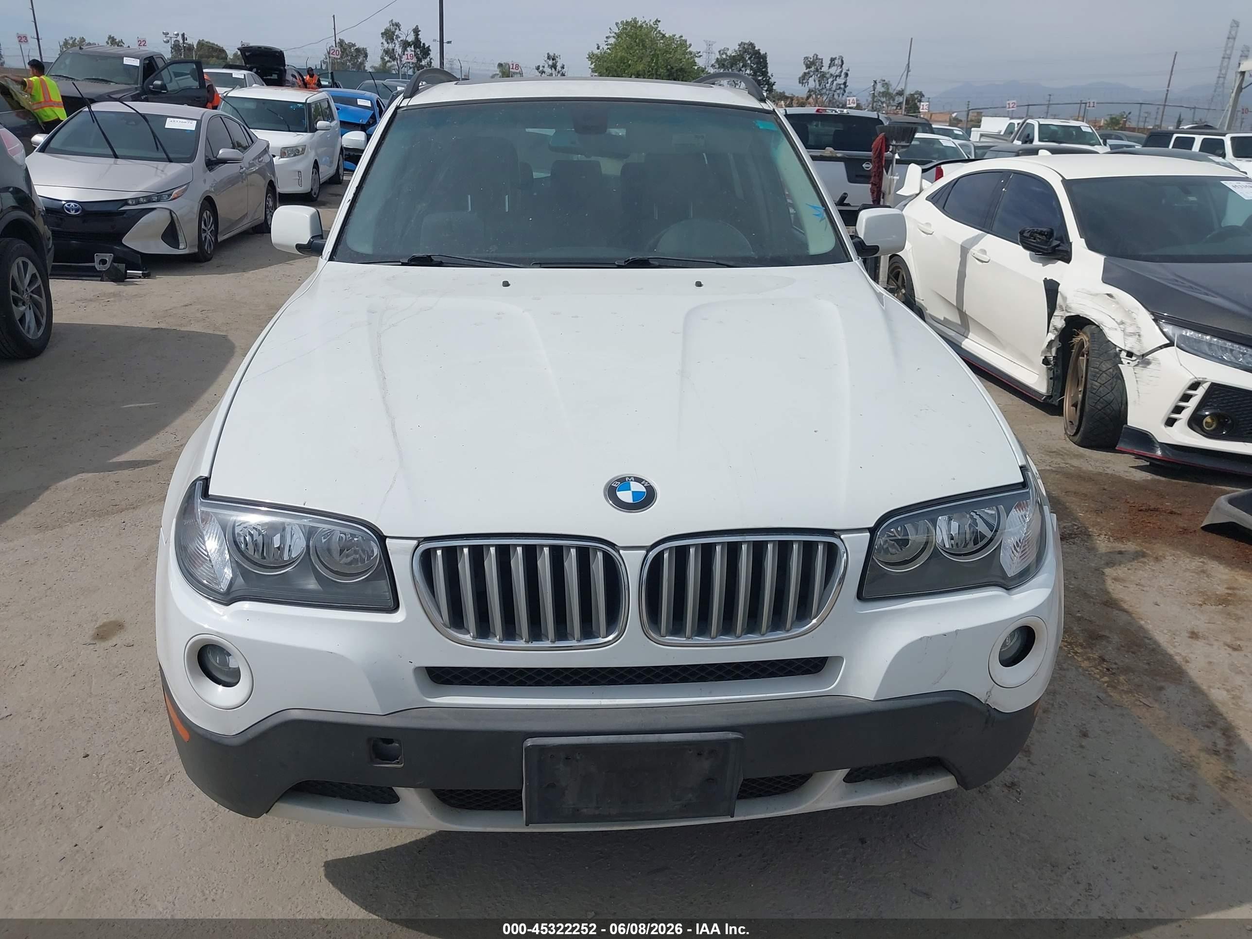 2007 Bmw X3 3.0si White vin: WBXPC93447WF26833