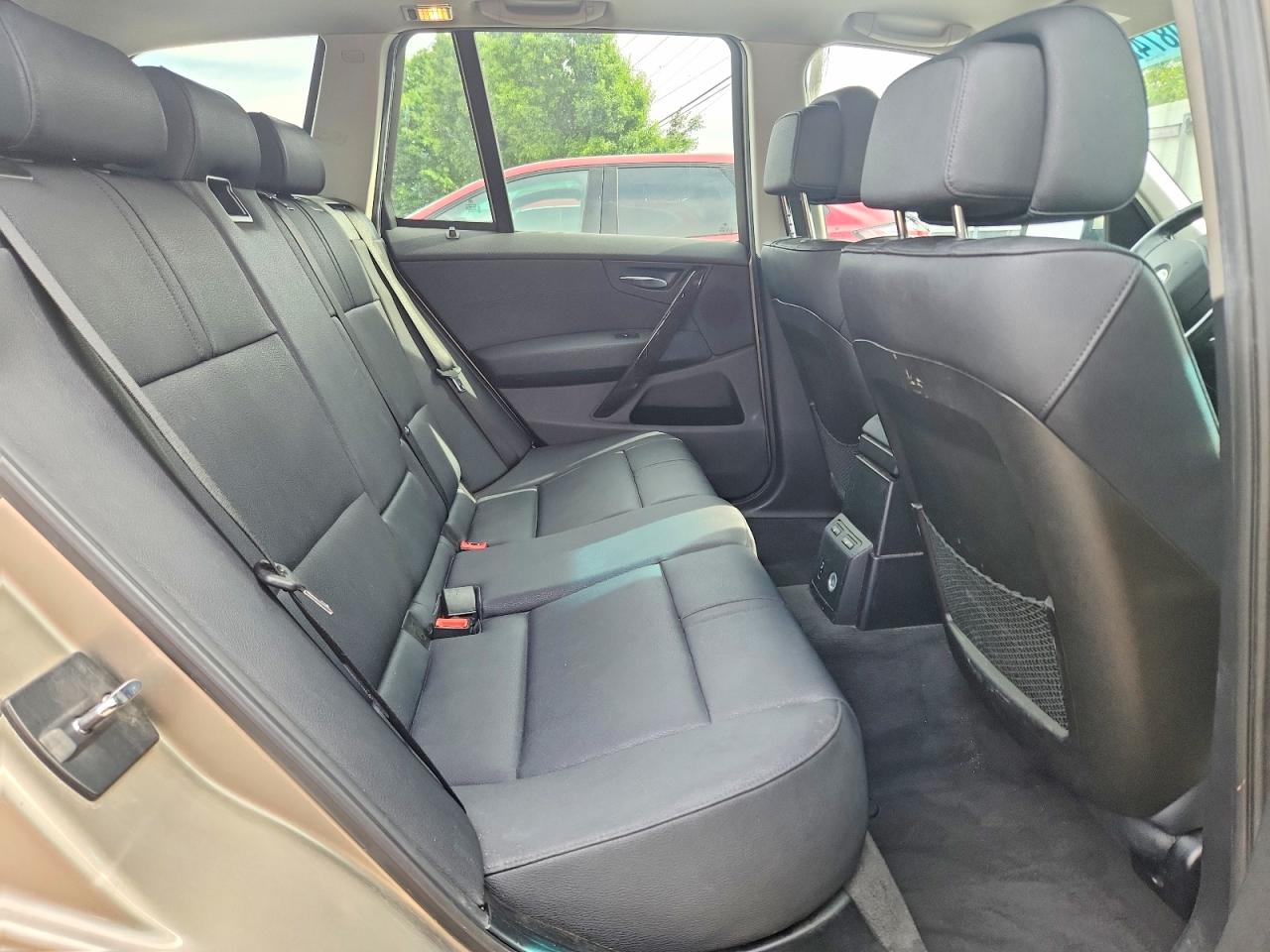 2008 Bmw X3 3.0si Beige vin: WBXPC93448WJ21537