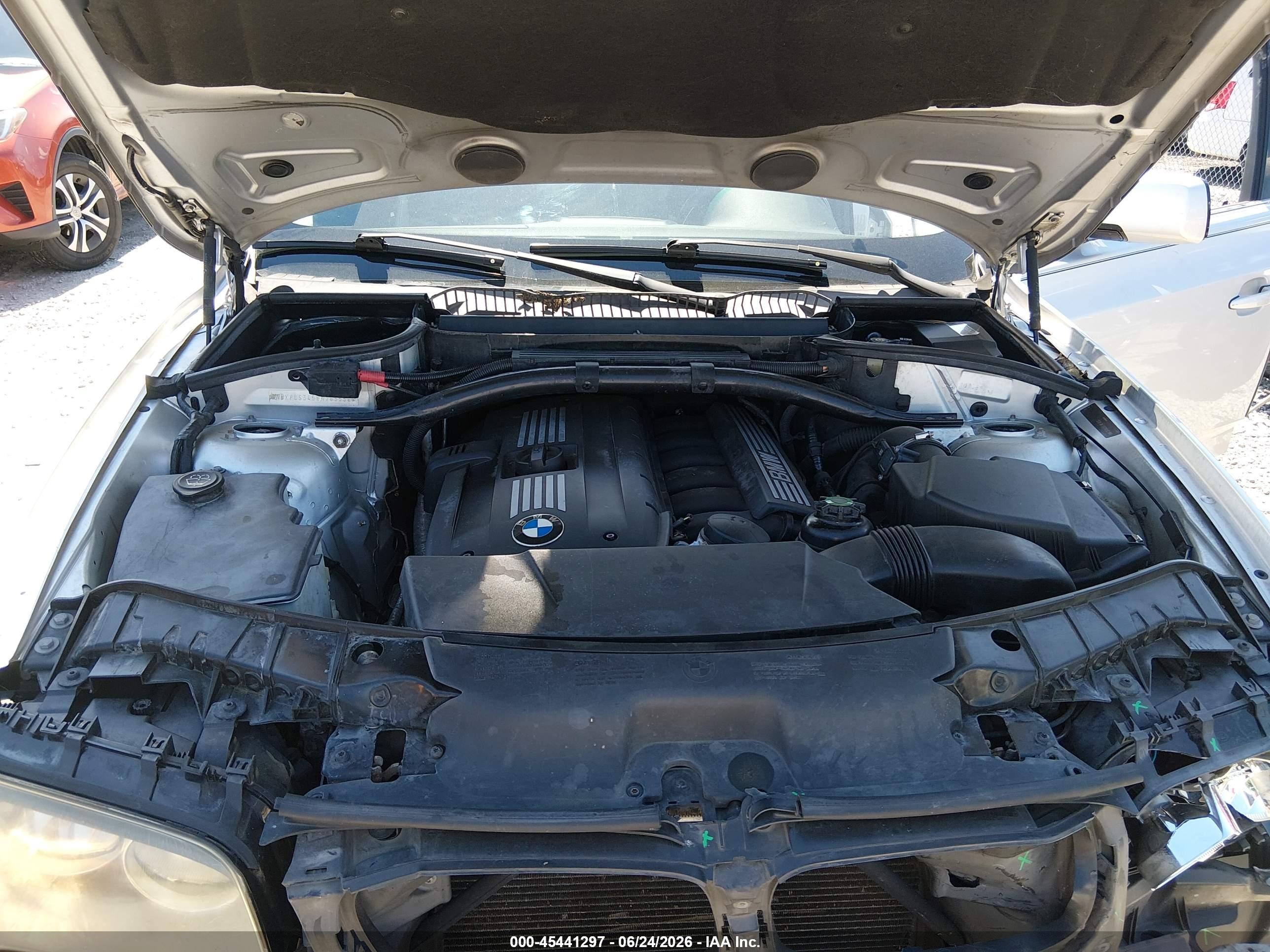 2008 Bmw X3 3.0si Серый vin: WBXPC93458WJ03550