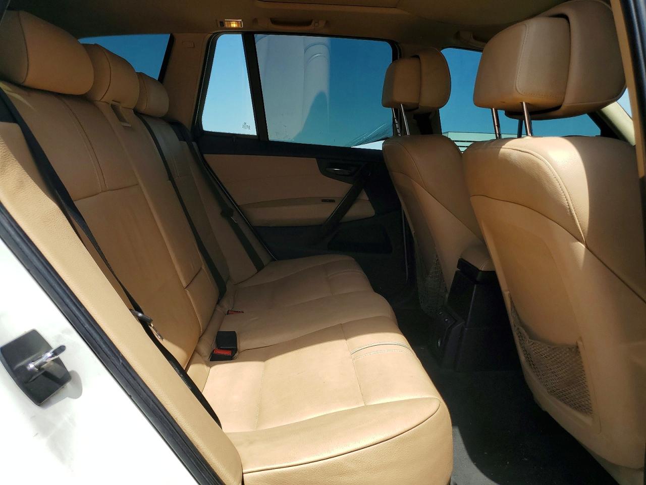 2008 Bmw X3 3.0si White vin: WBXPC93458WJ10224