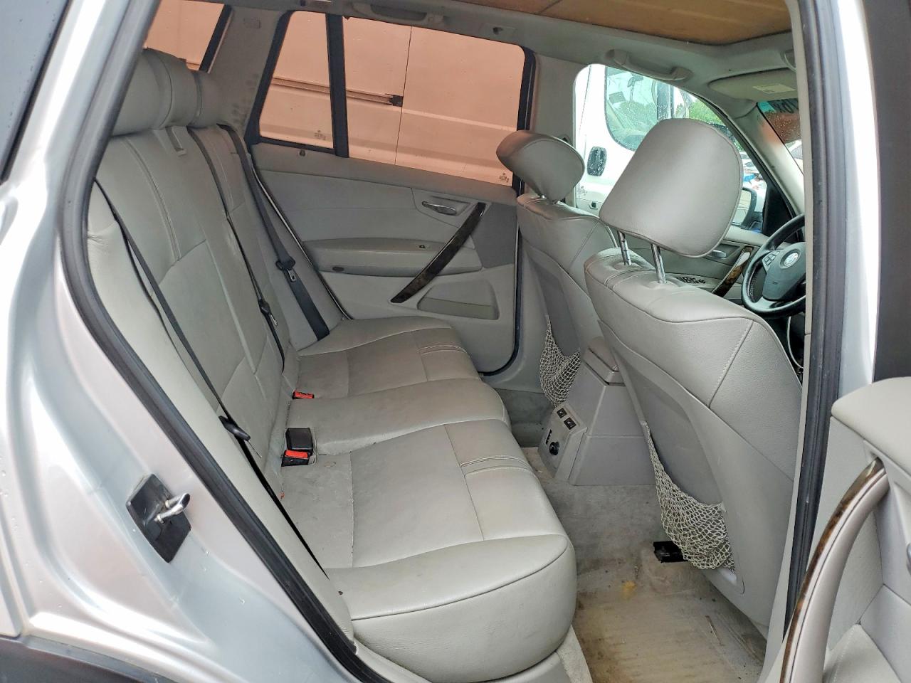 2007 Bmw X3 3.0si Silver vin: WBXPC93467WF04137