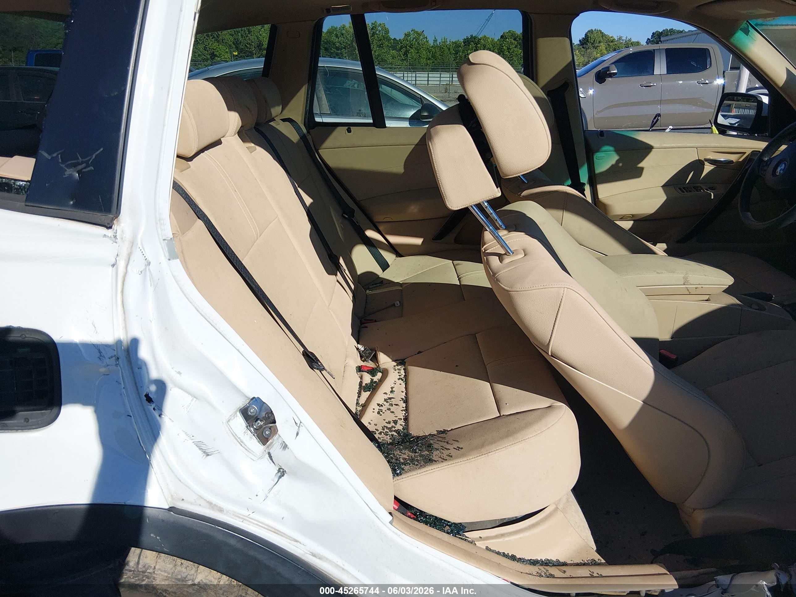 2008 Bmw X3 3.0si White vin: WBXPC93498WJ19430