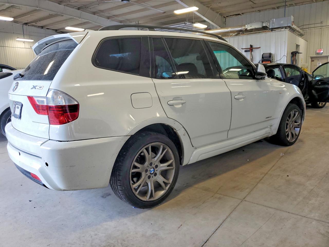 2010 Bmw X3 Xdrive30i Белый vin: WBXPC9C40AWJ39877