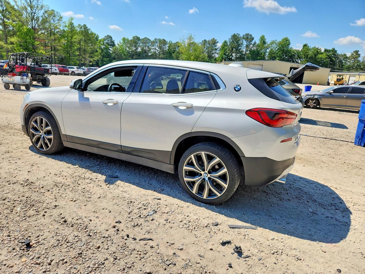 2018 Bmw X2 Sdrive28i Белый vin: WBXYJ3C34JEB38027
