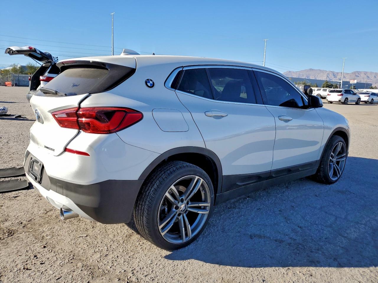 2018 Bmw X2 Xdrive28i White vin: WBXYJ5C37JEF69313