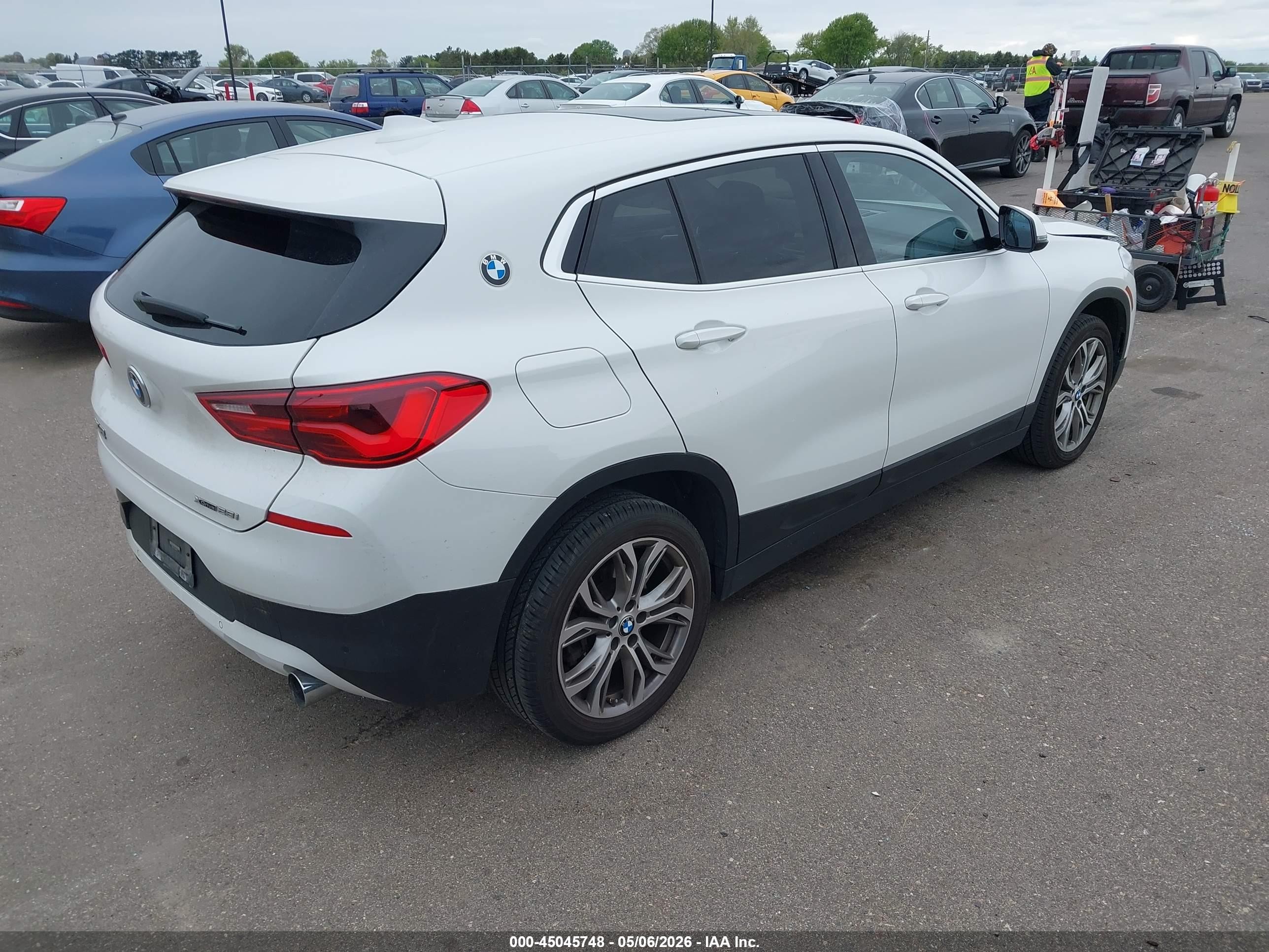 2019 Bmw X2 Xdrive28i Белый vin: WBXYJ5C57K5N73670