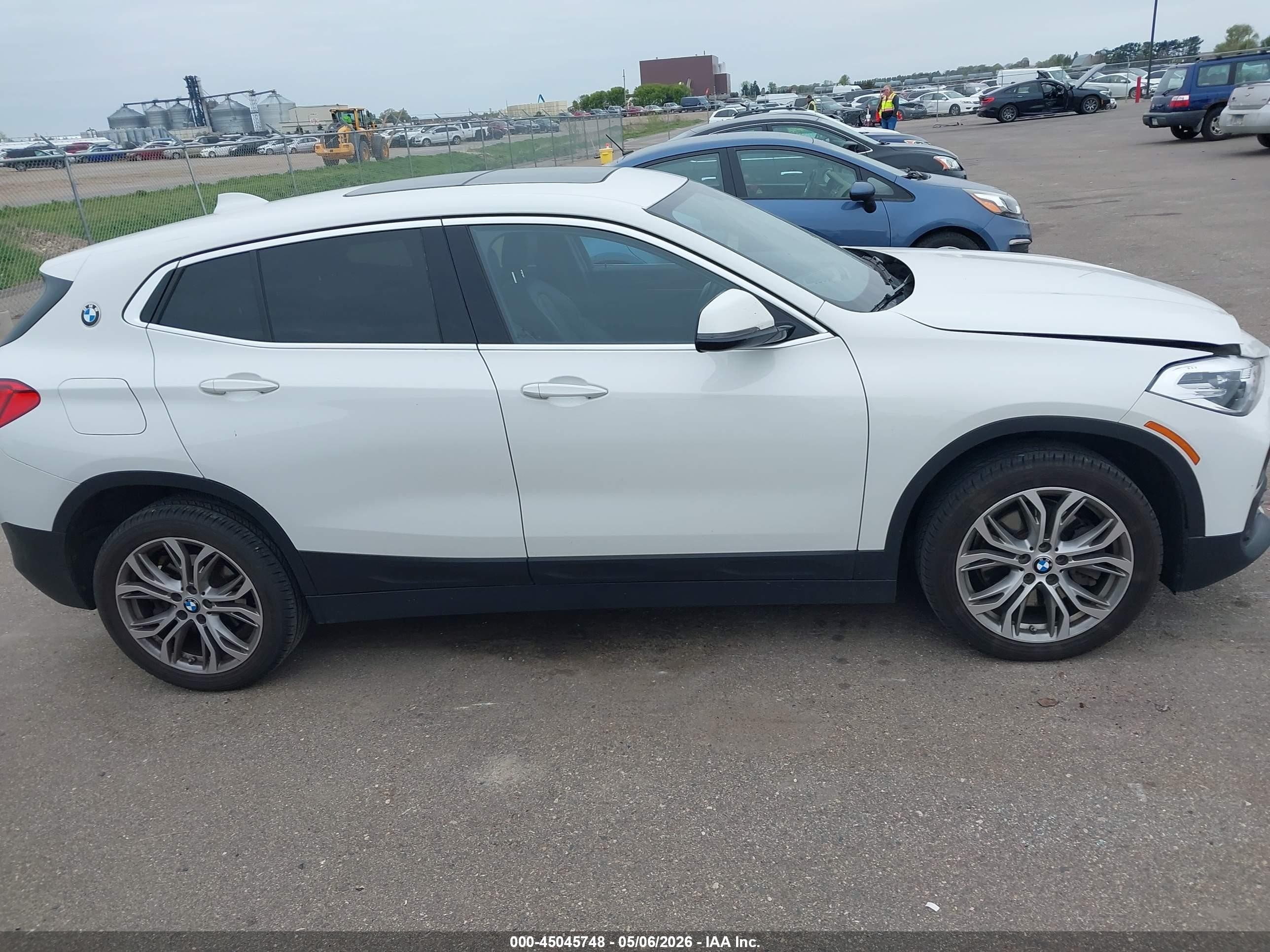 2019 Bmw X2 Xdrive28i Белый vin: WBXYJ5C57K5N73670