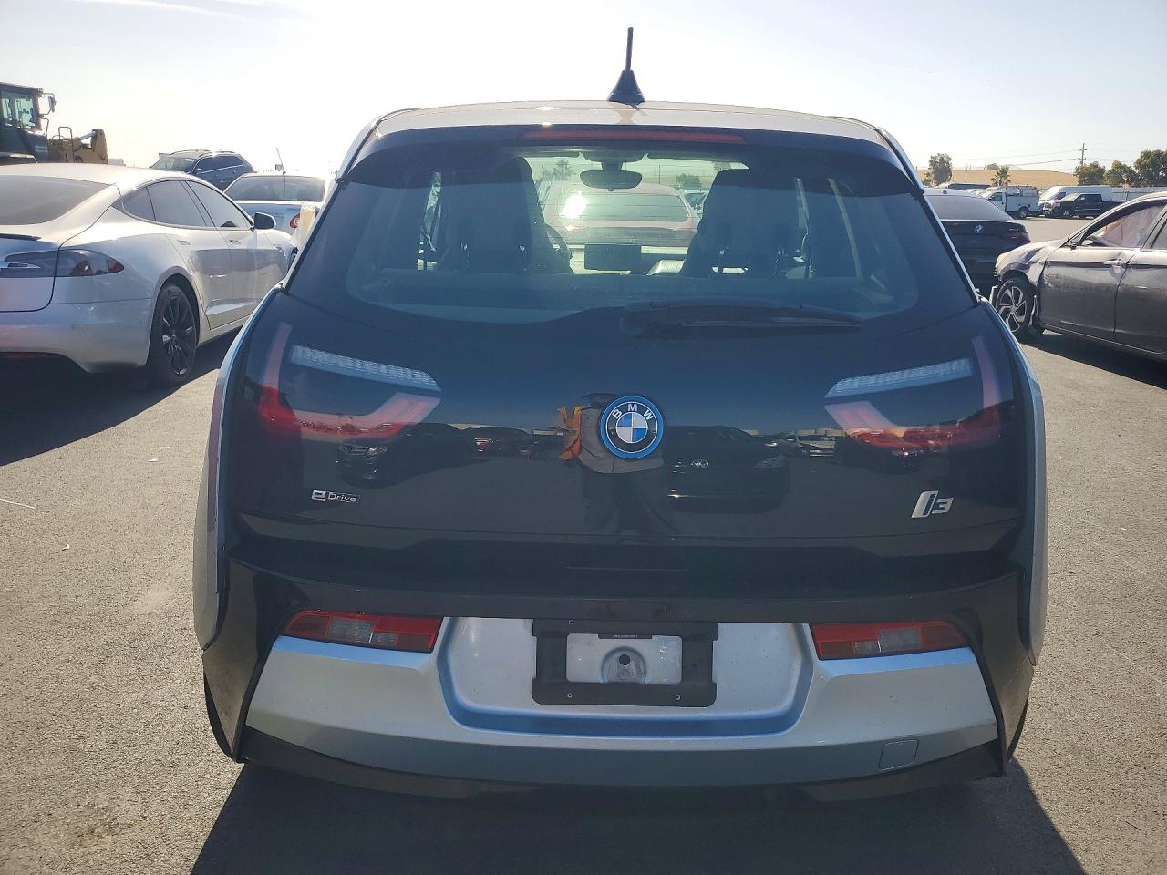 2014 Bmw I3 Bev Серебряный vin: WBY1Z2C50EV285997