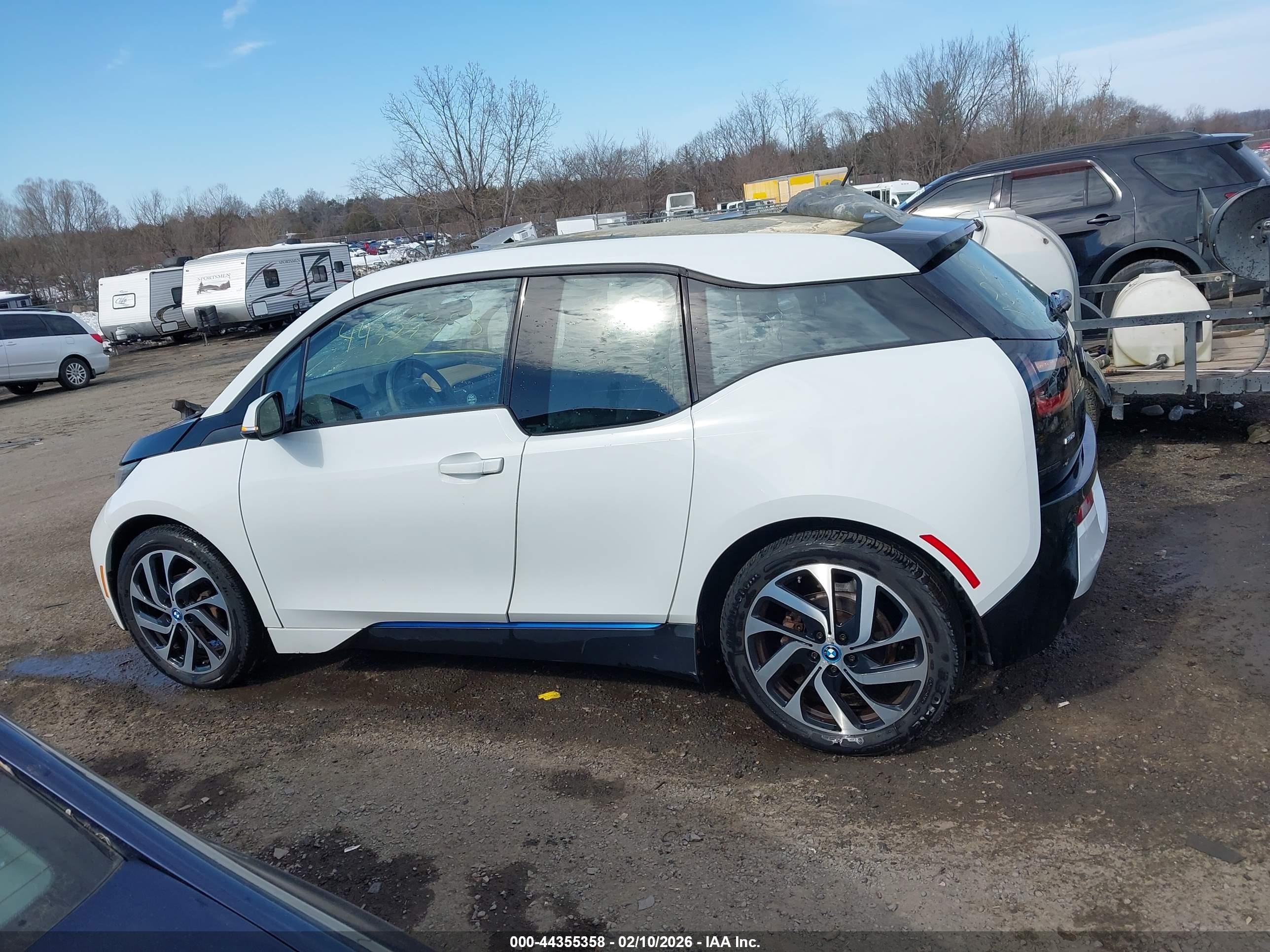 2015 Bmw I3   White vin: WBY1Z2C52FV286358