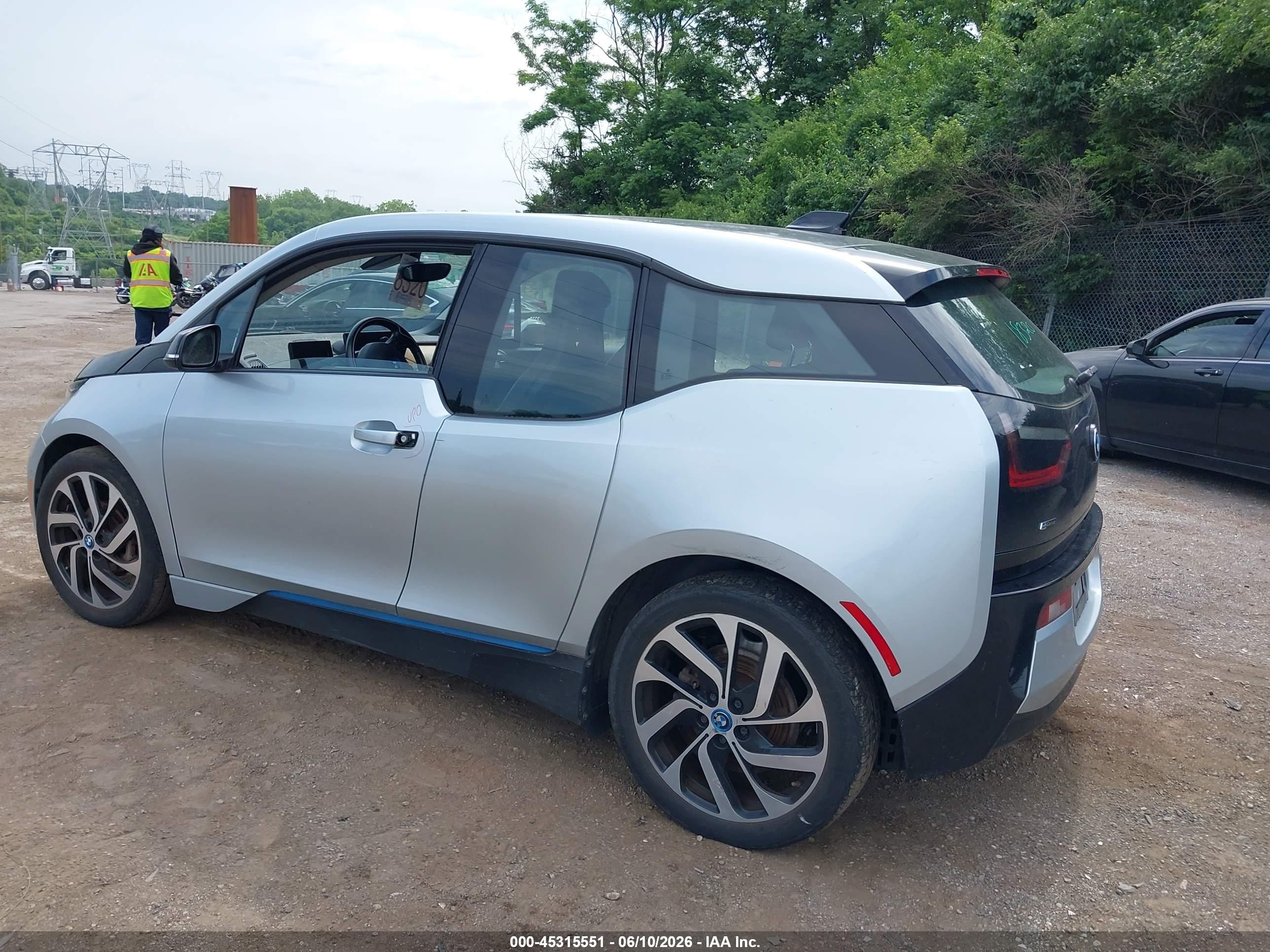 2015 Bmw I3 Base W/range Extender Silver vin: WBY1Z4C56FV503101