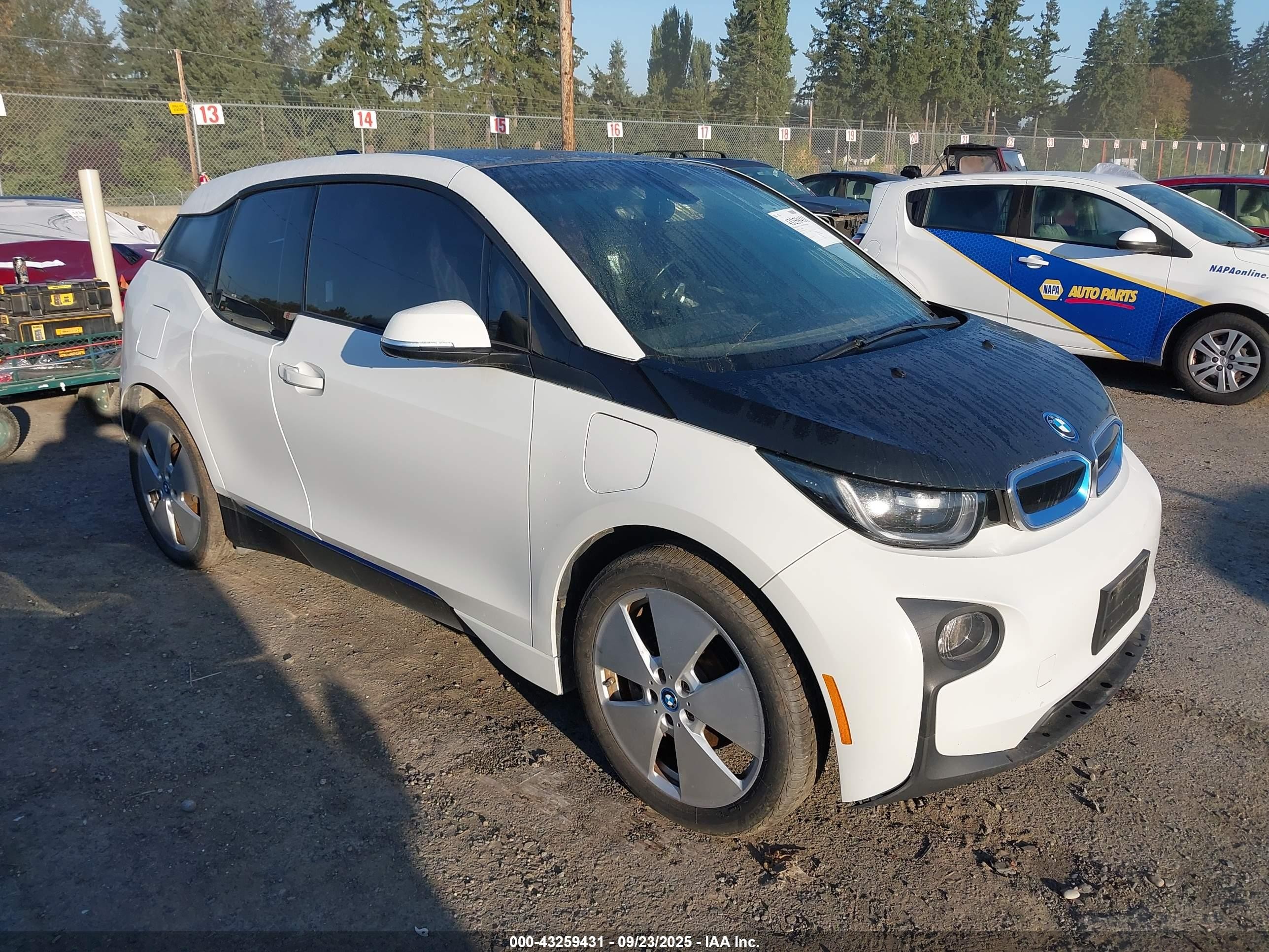 2014 Bmw I3 Base W/range Extender White vin: WBY1Z4C5XEV277739