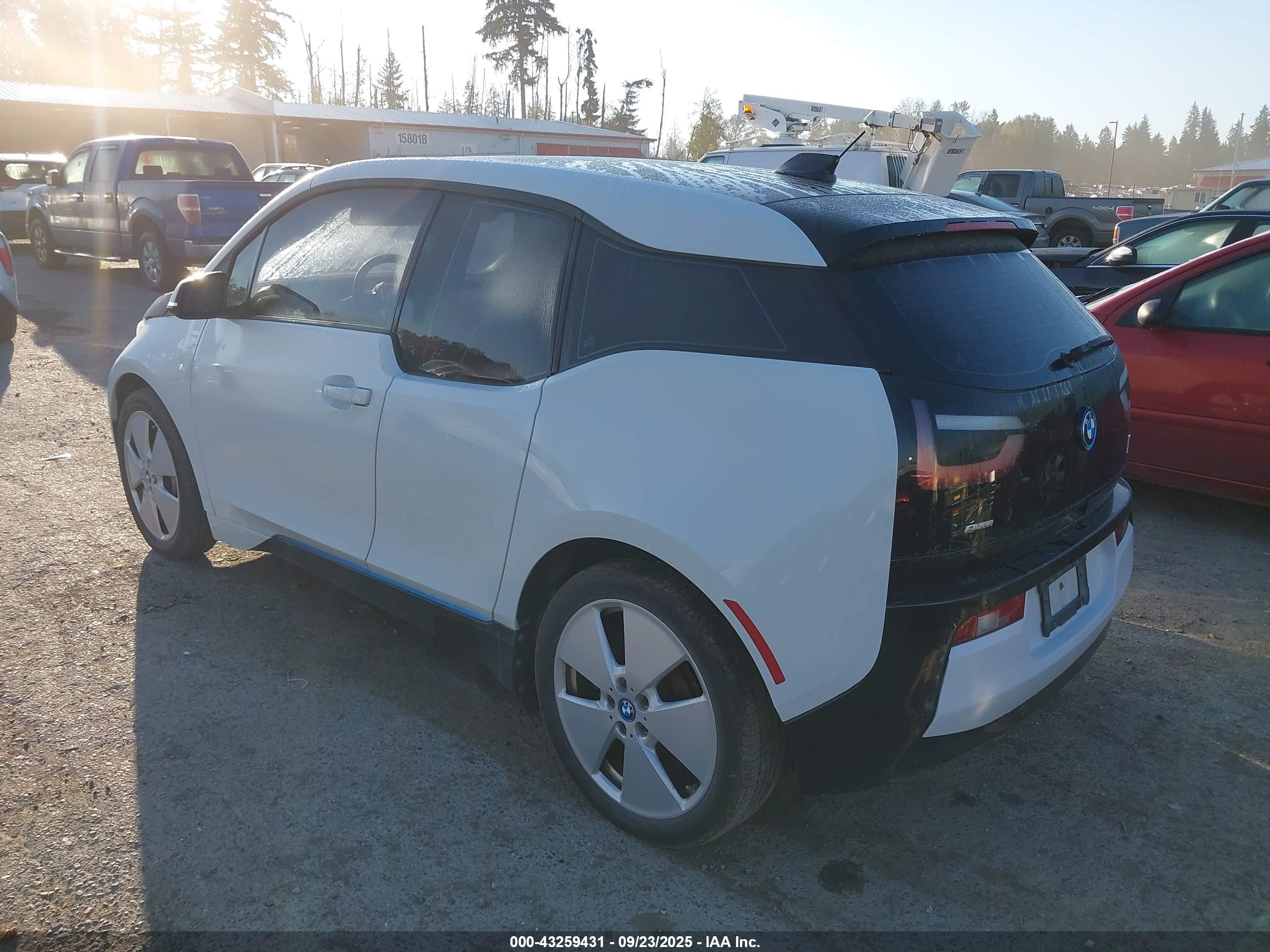 2014 Bmw I3 Base W/range Extender White vin: WBY1Z4C5XEV277739