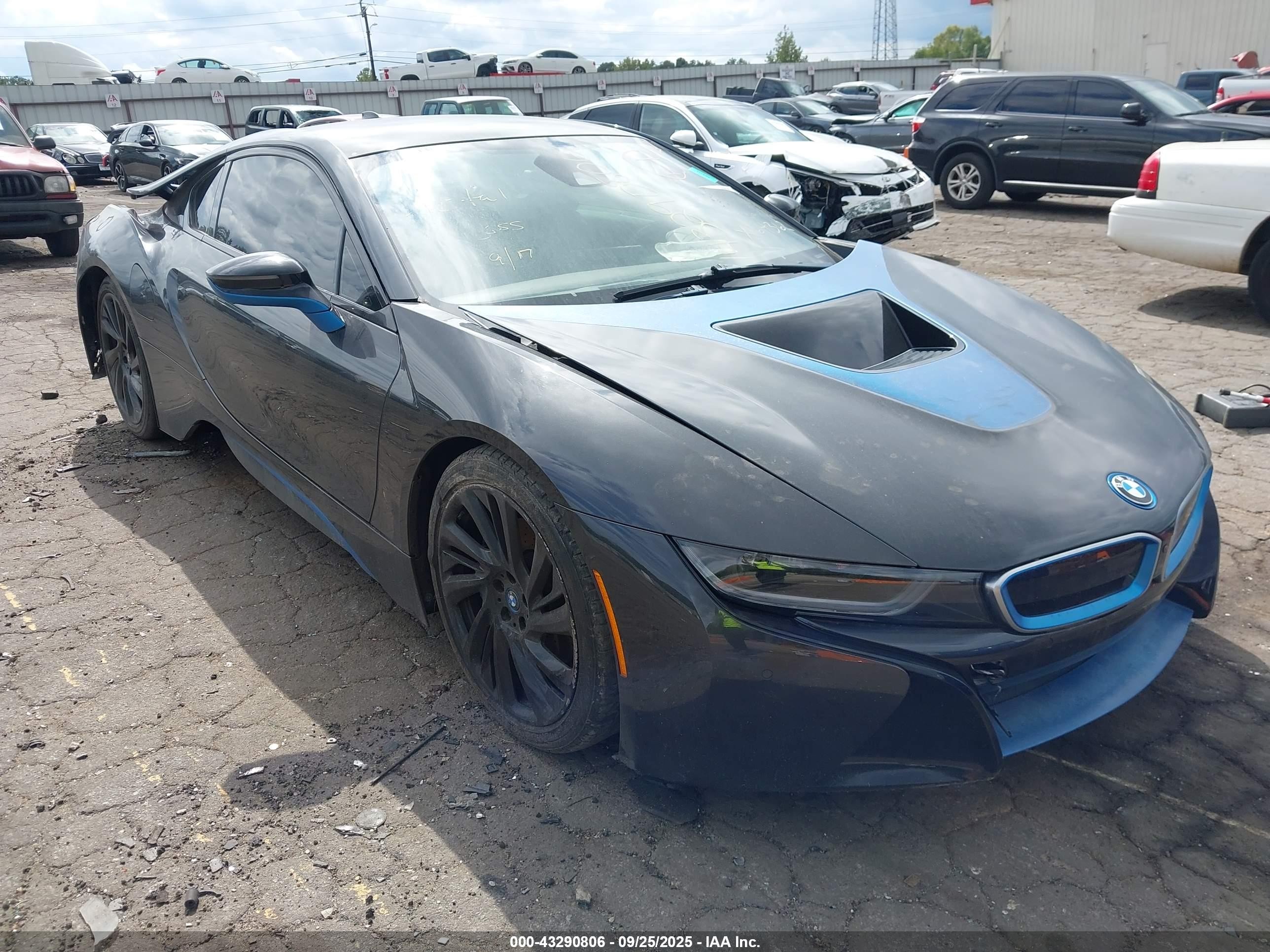 2014 Bmw I8   Черный vin: WBY2Z2C52EVX64362