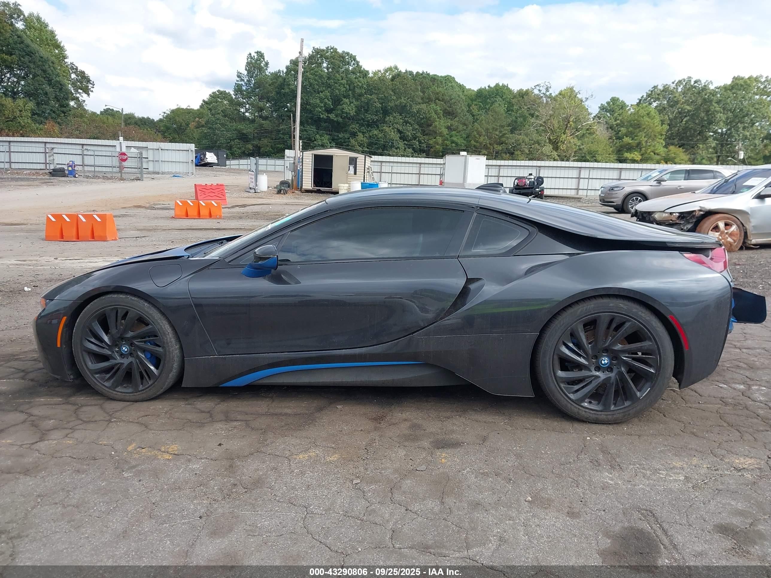 2014 Bmw I8   Black vin: WBY2Z2C52EVX64362