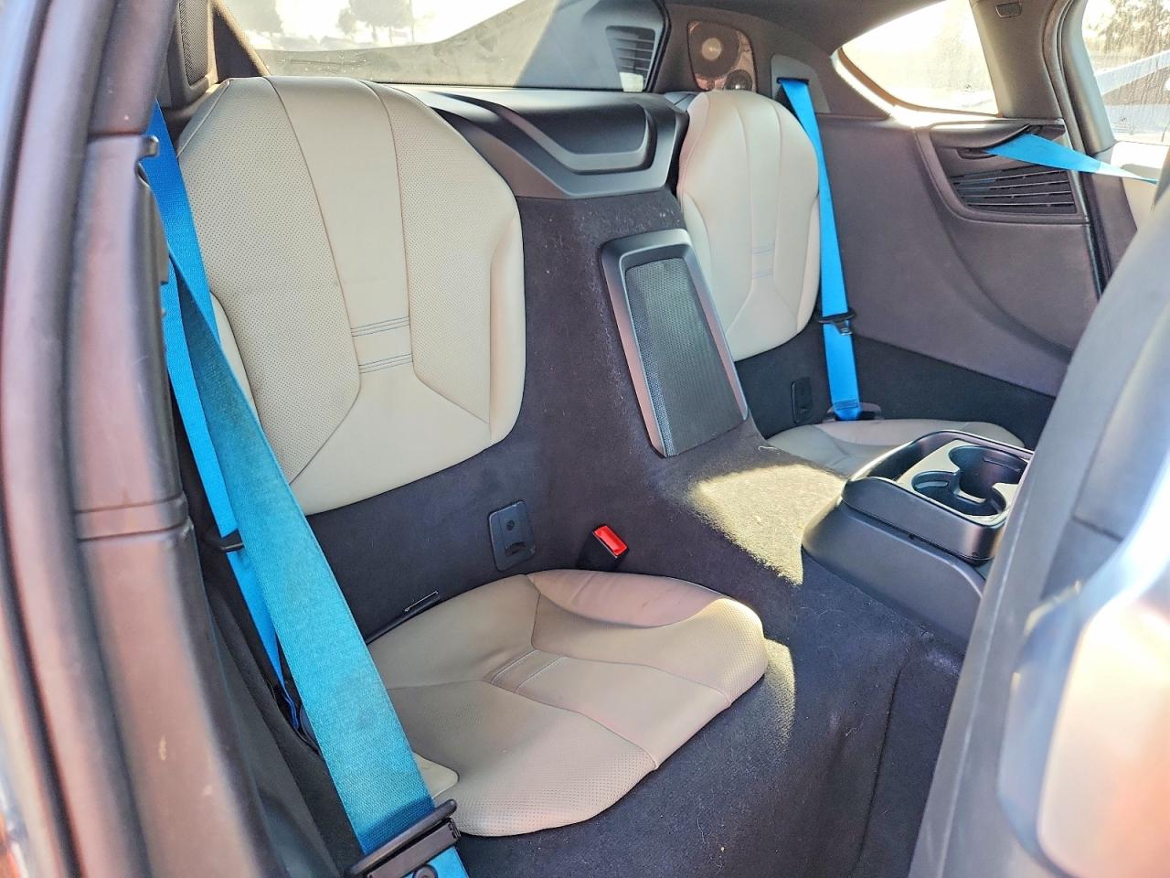 2015 Bmw Motorrad I8 Серебряный vin: WBY2Z2C52FV392023