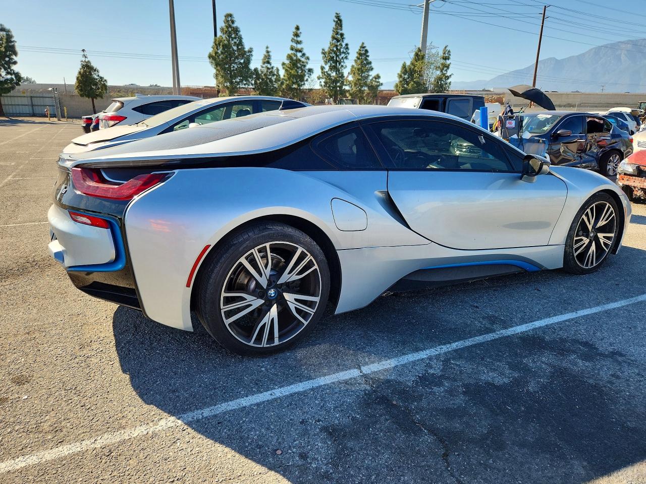 2015 Bmw Motorrad I8 Серебряный vin: WBY2Z2C52FV392023
