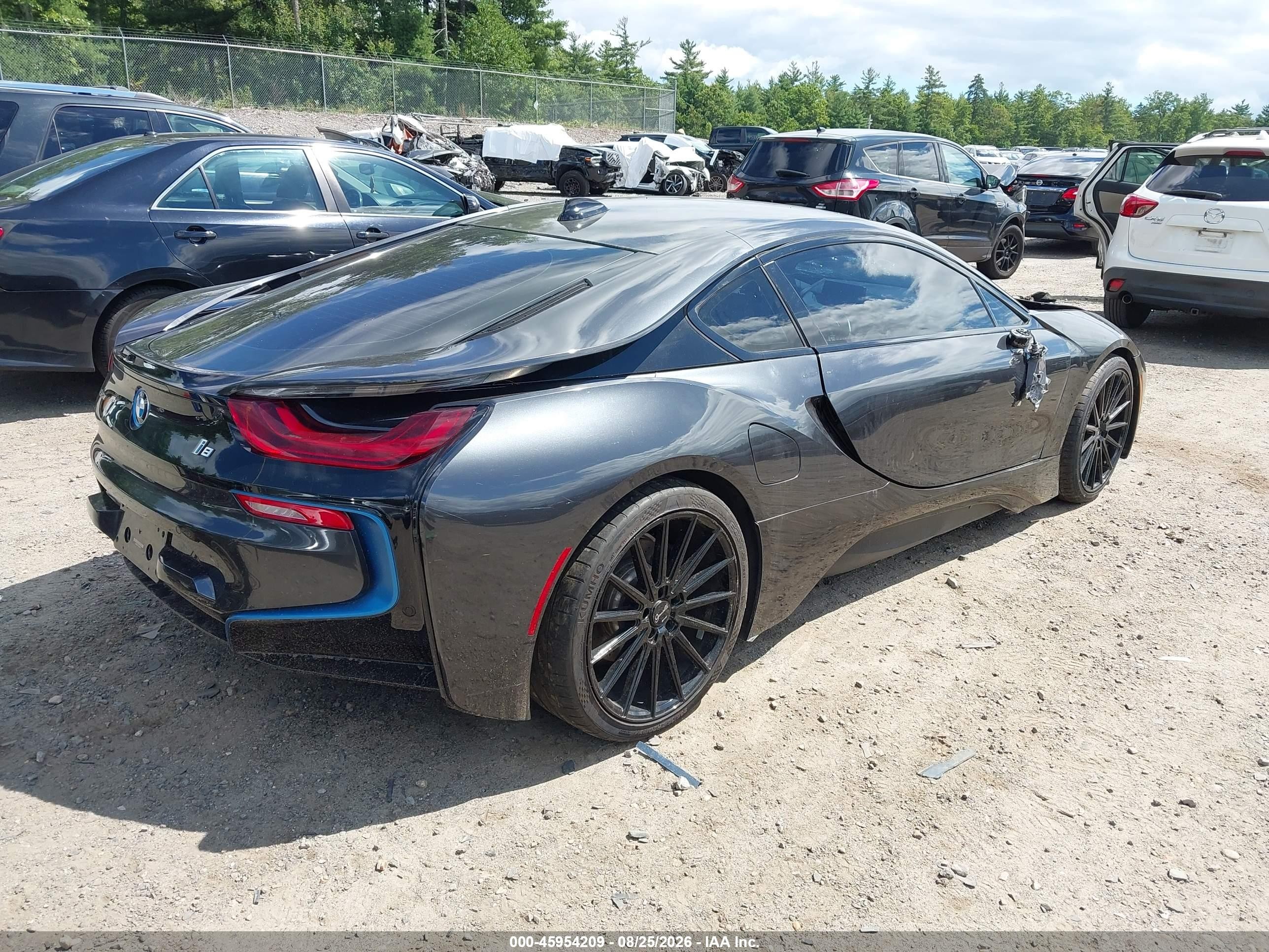 2015 Bmw I8   Черный vin: WBY2Z2C53FV392113